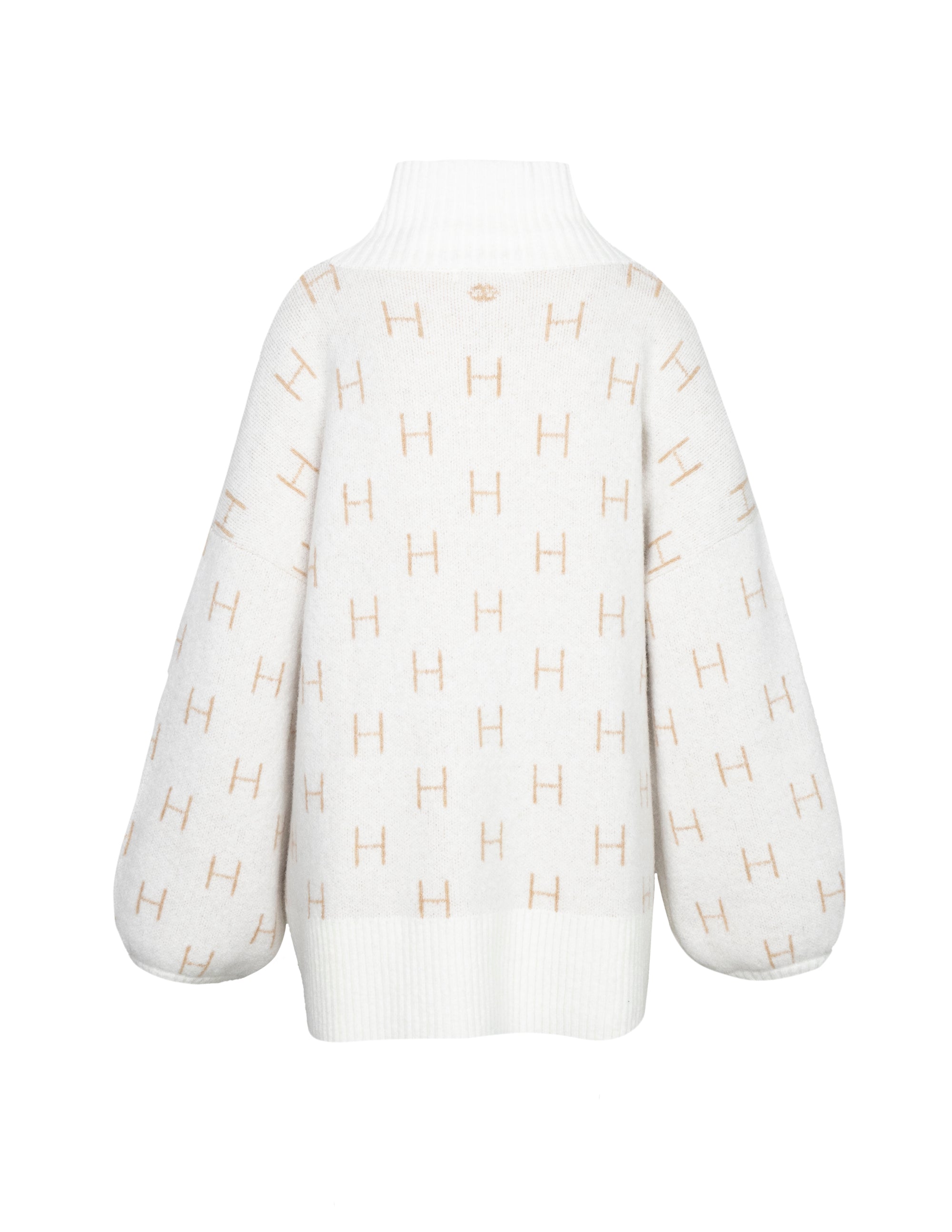 FAM Sweater Short in White Sweater Hést
