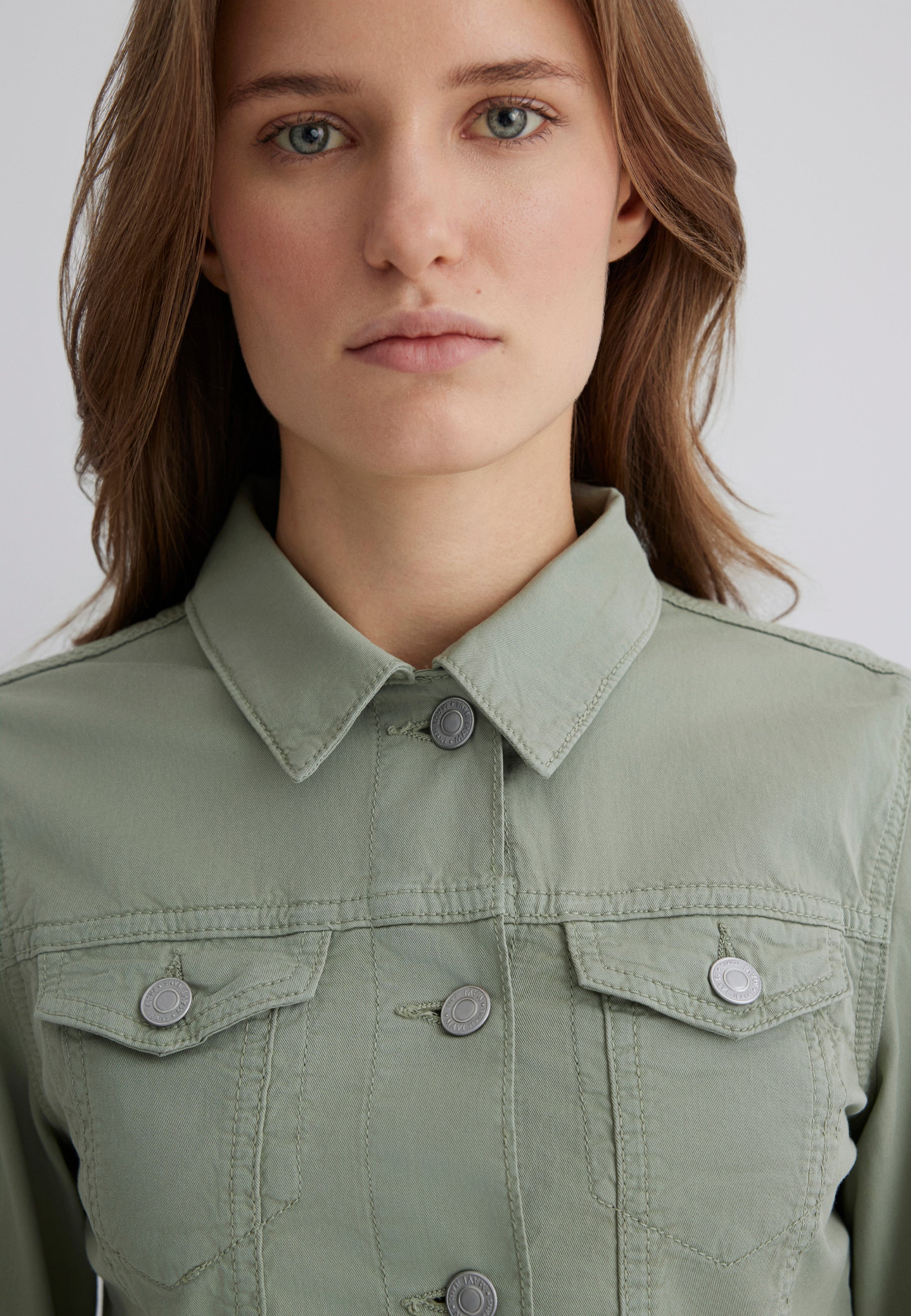 Daisy in Lily Pad Twill Jackets Mavi