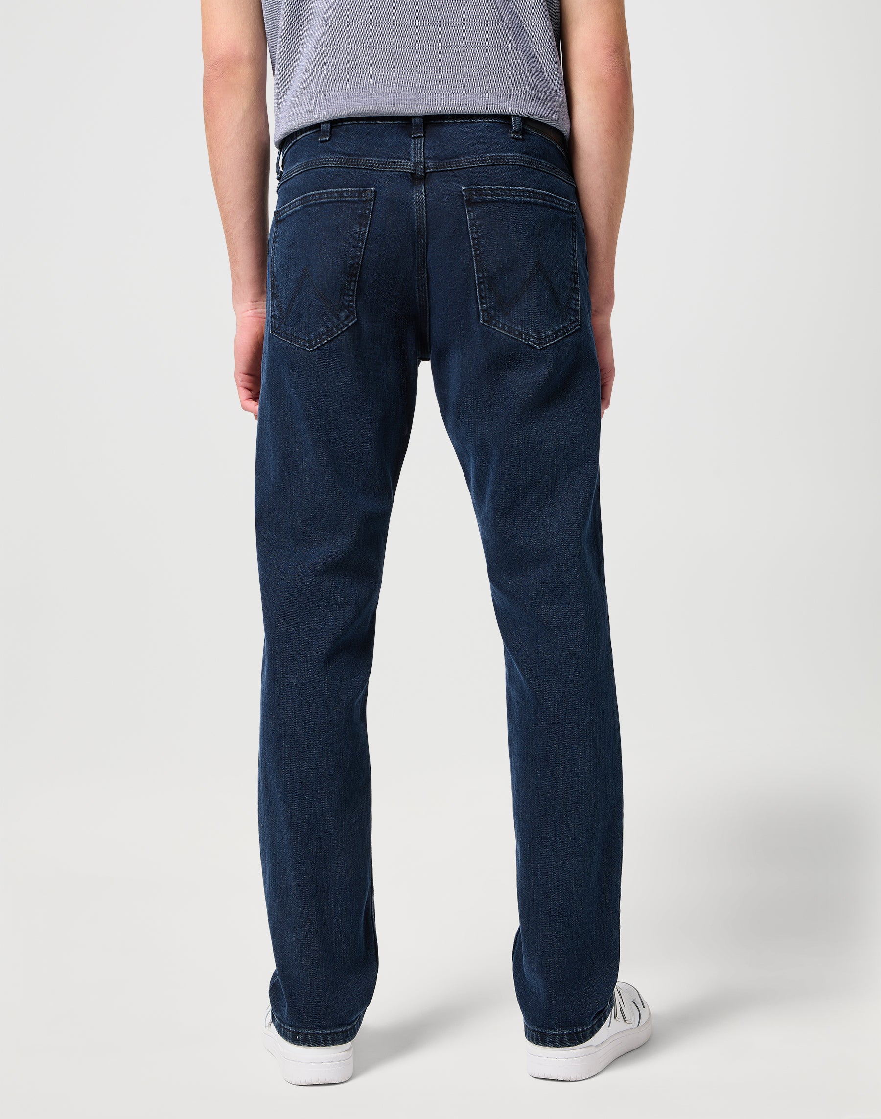 Regular in Blue Black Jeans Wrangler