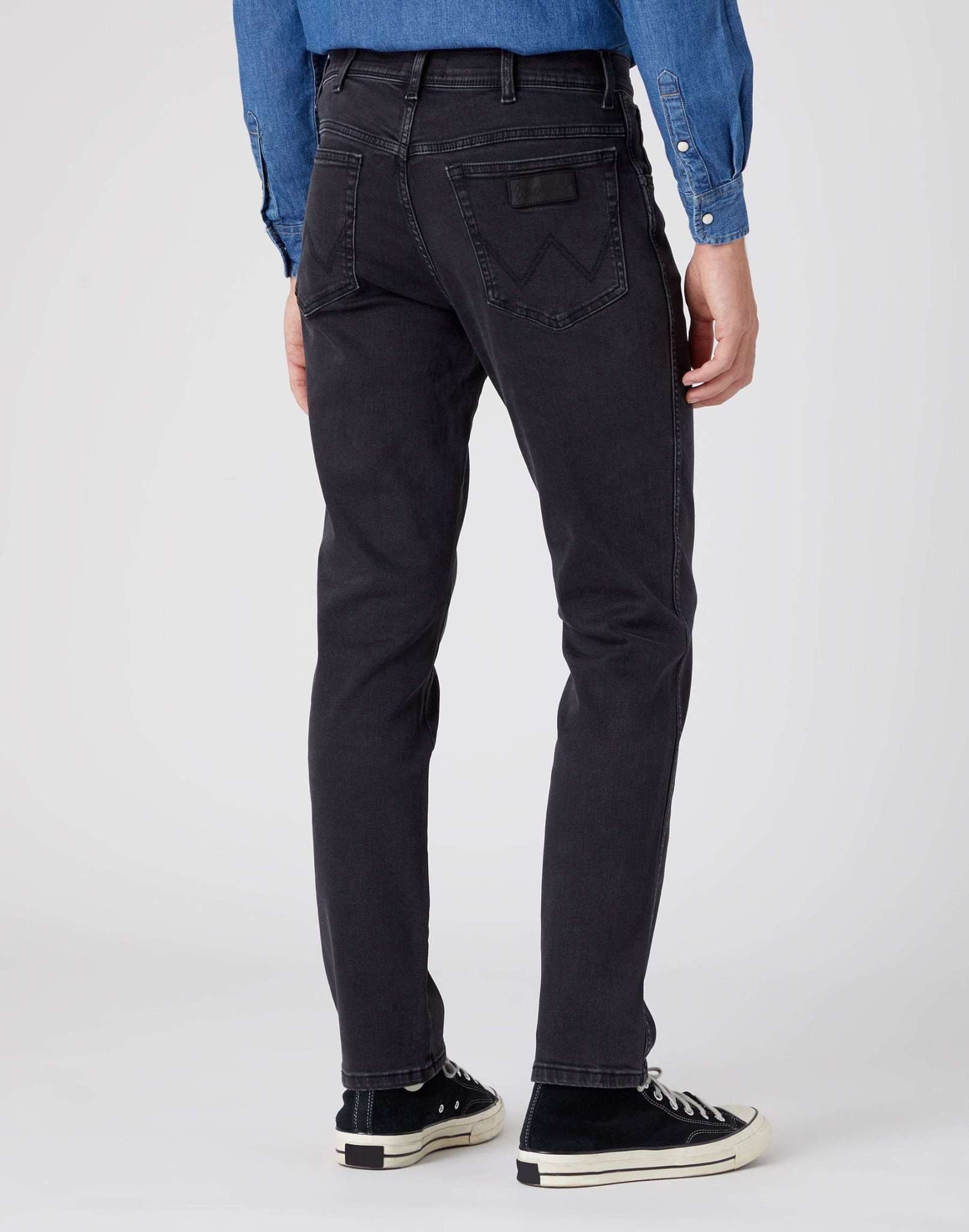 Texas Slim in Black Crow Jeans Wrangler