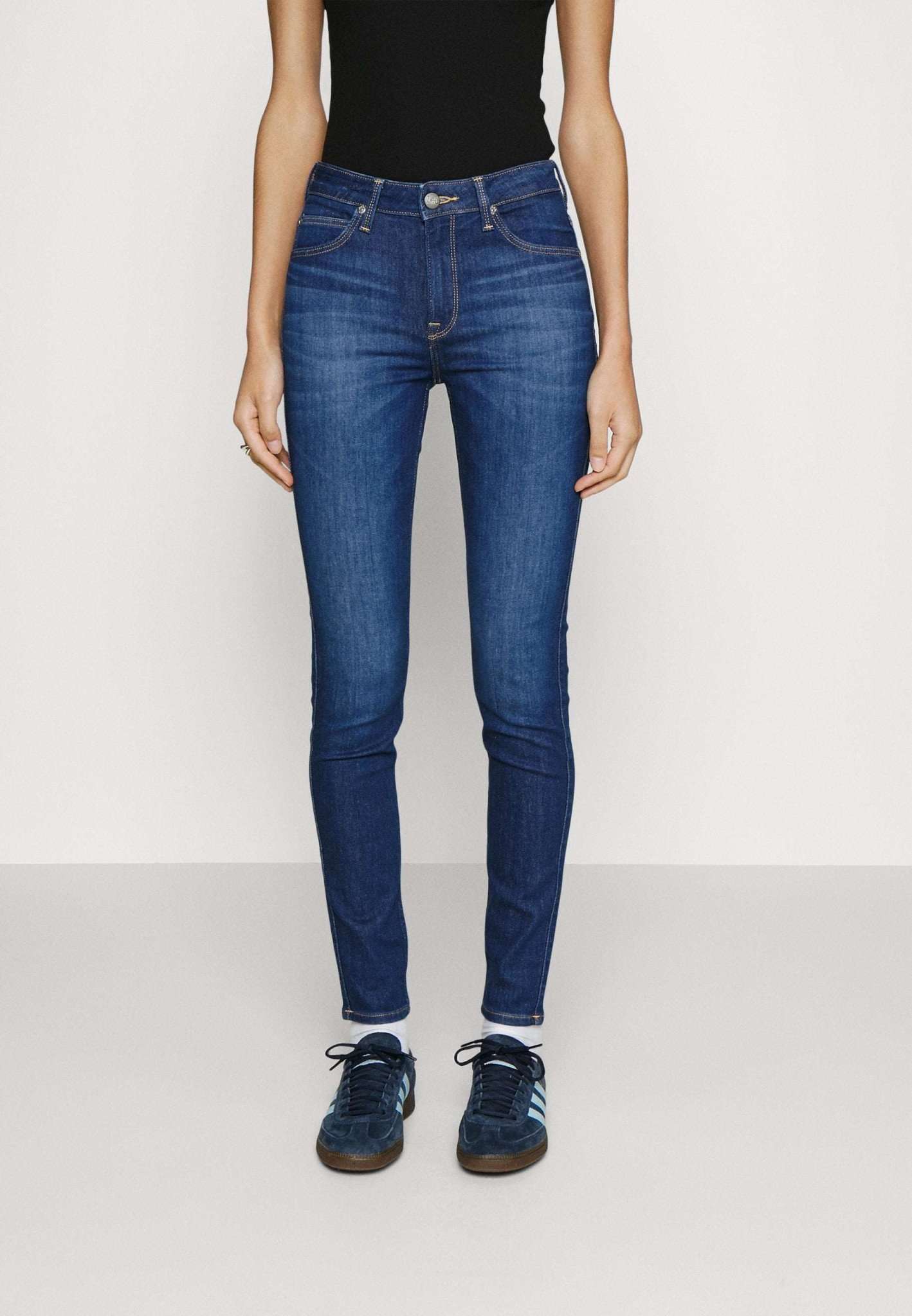 Scarlett High in Night Sky Jeans Lee