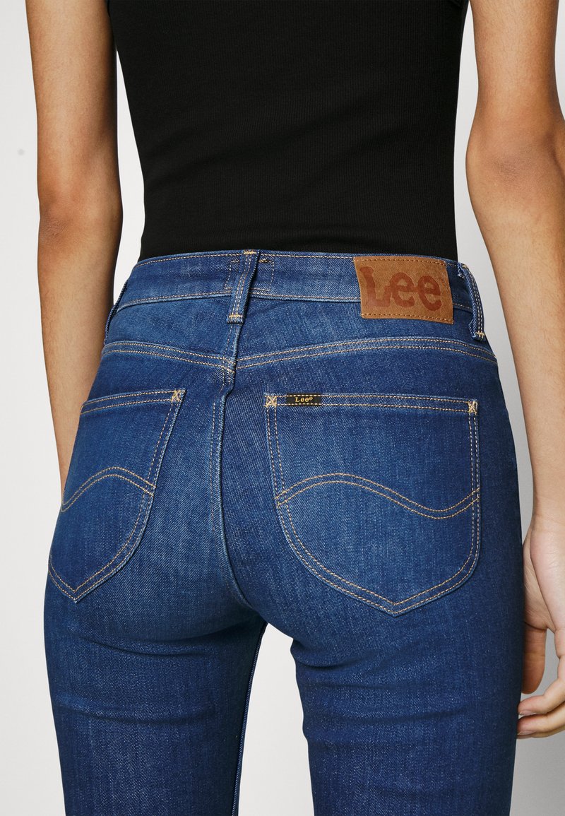 Scarlett High in Night Sky Jeans Lee