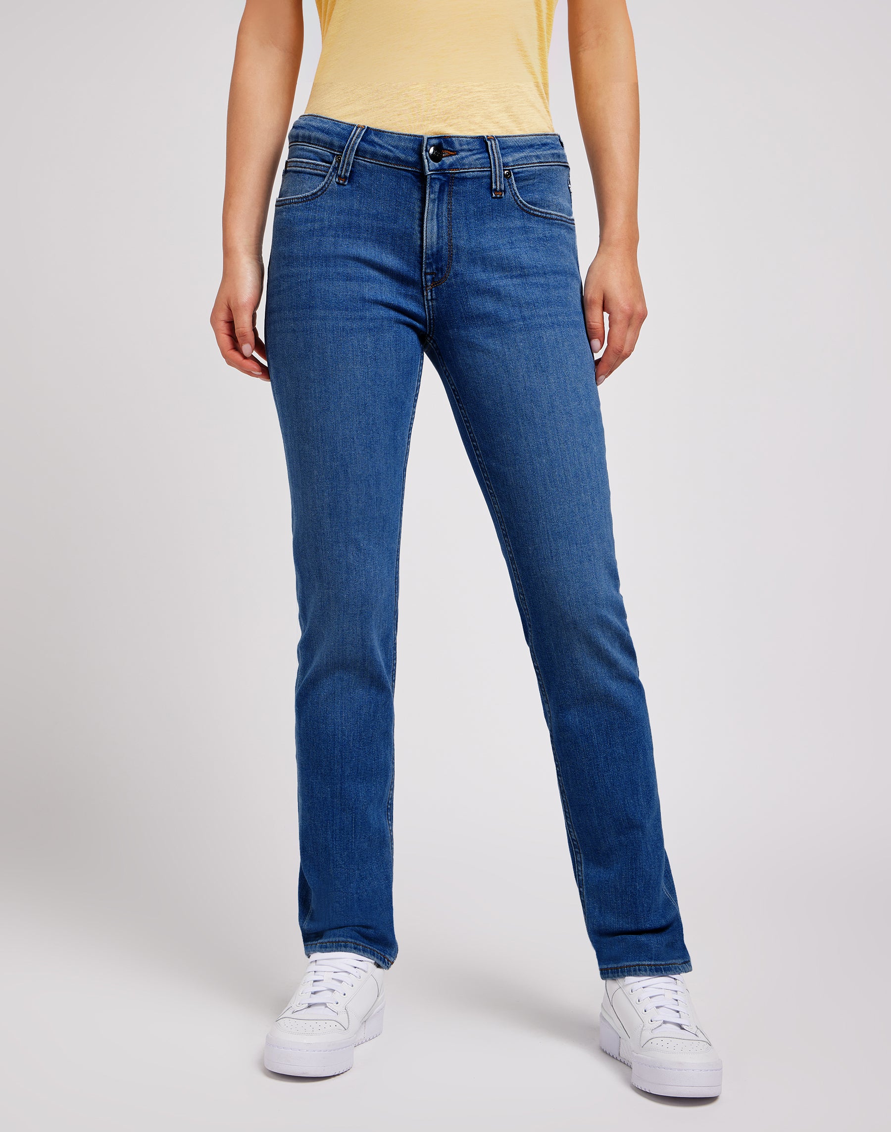 Elly in Night Sky Jeans Lee