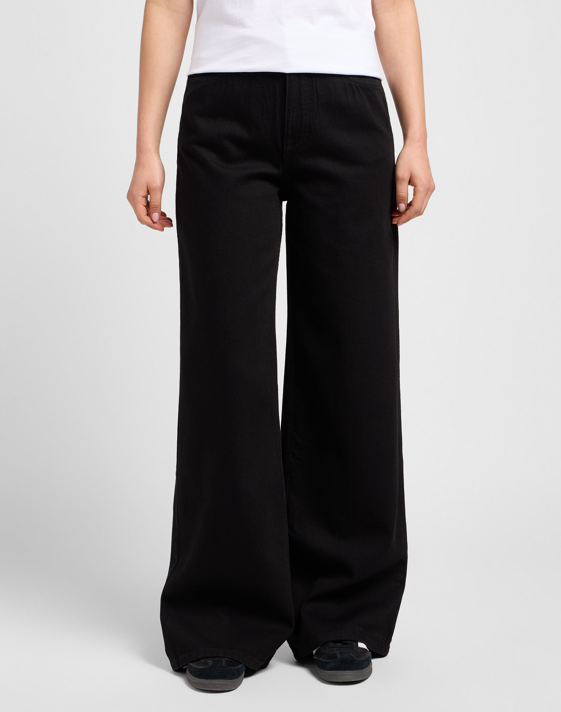 Stella A Line in Clean Black Jeans Lee