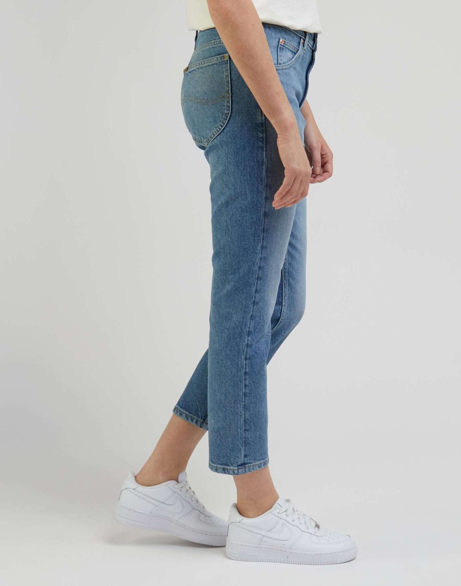 Rider Jeans in Modern Mid Jeans Lee