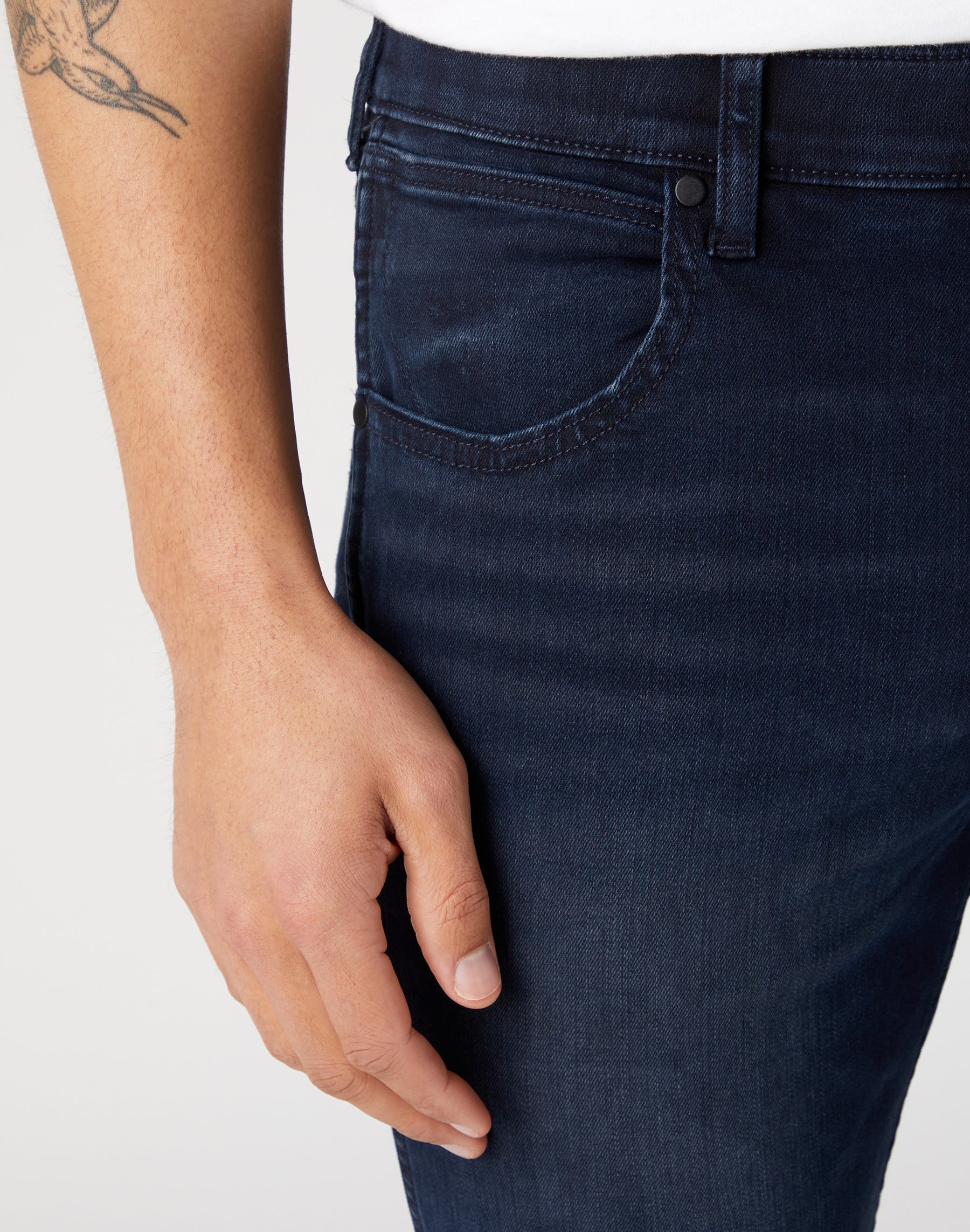 Greensboro Medium Stretch in Prosperity Jeans Wrangler