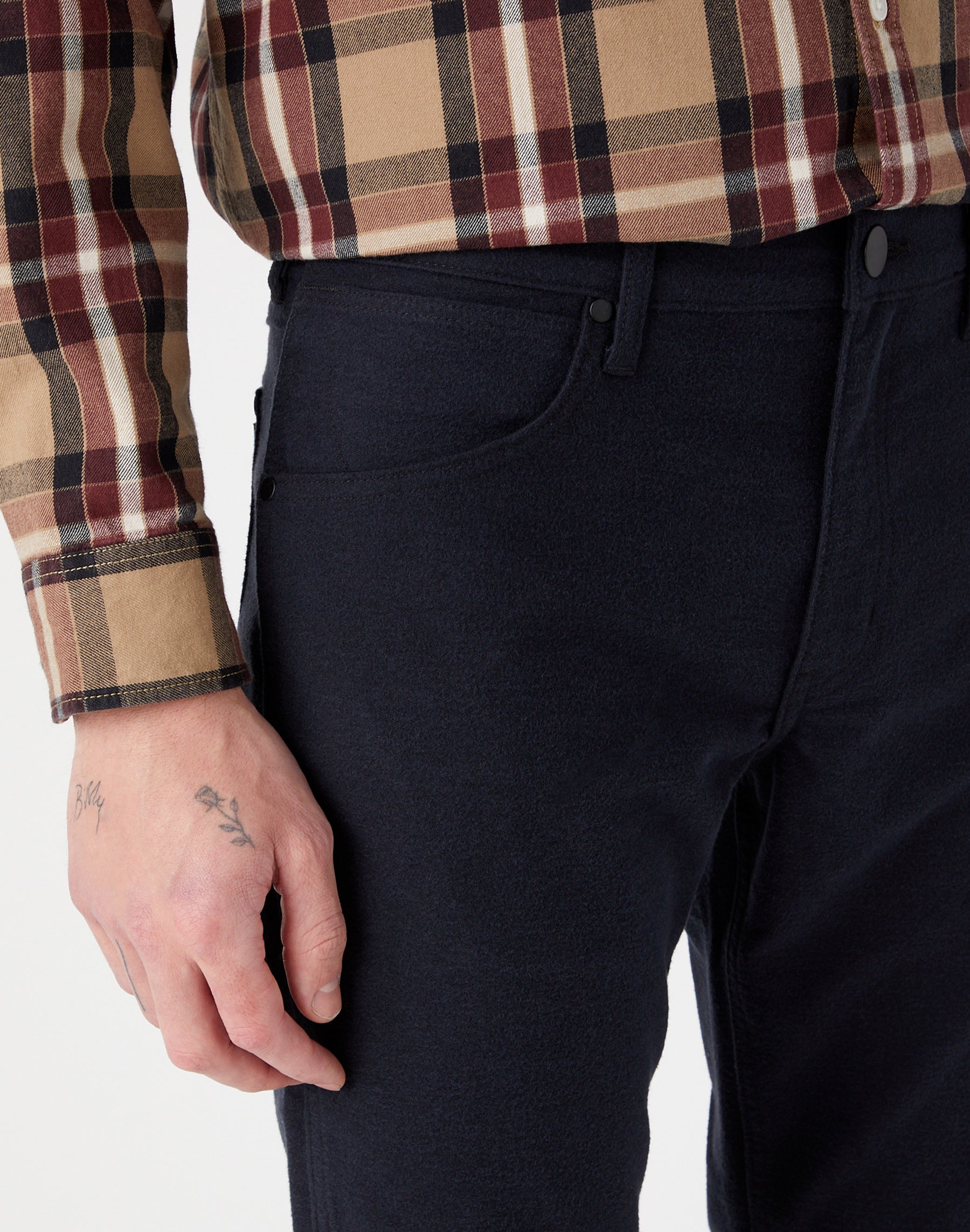 Greensboro Low Stretch in Black Pants Wrangler