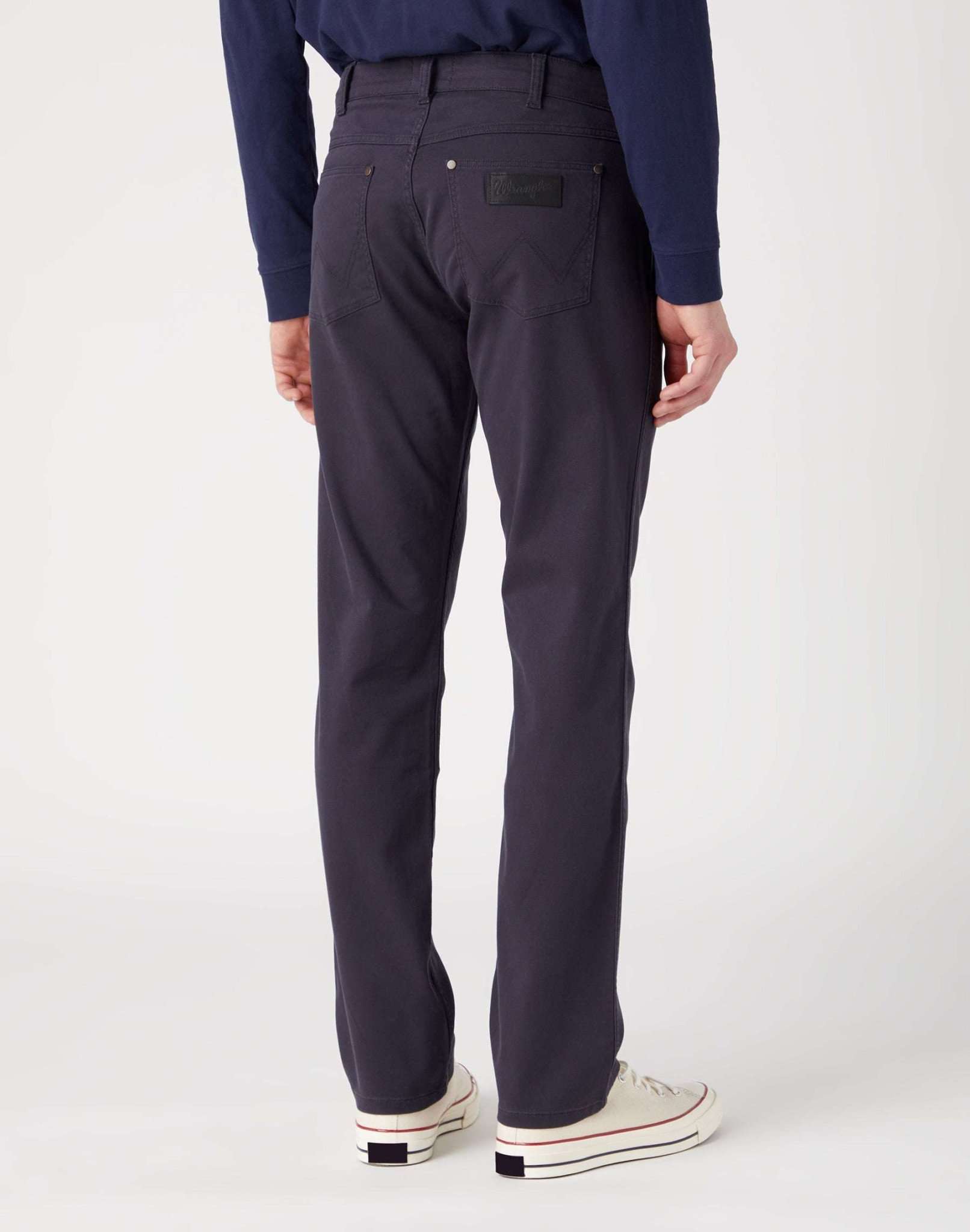 Greensboro in Dark Navy Pants Wrangler