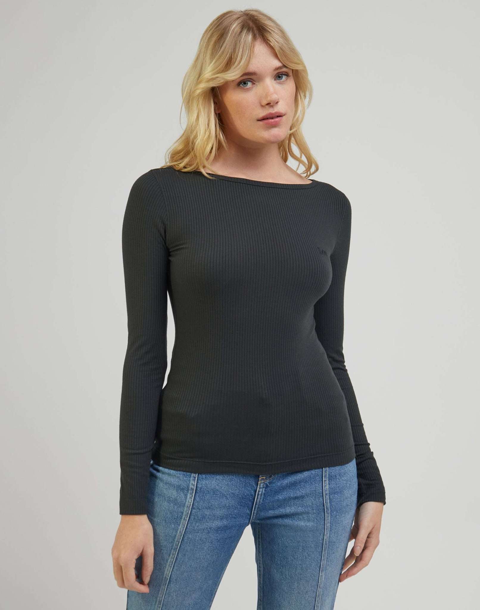 LS Boat Neck Tee in Charcoal Sweater Lee