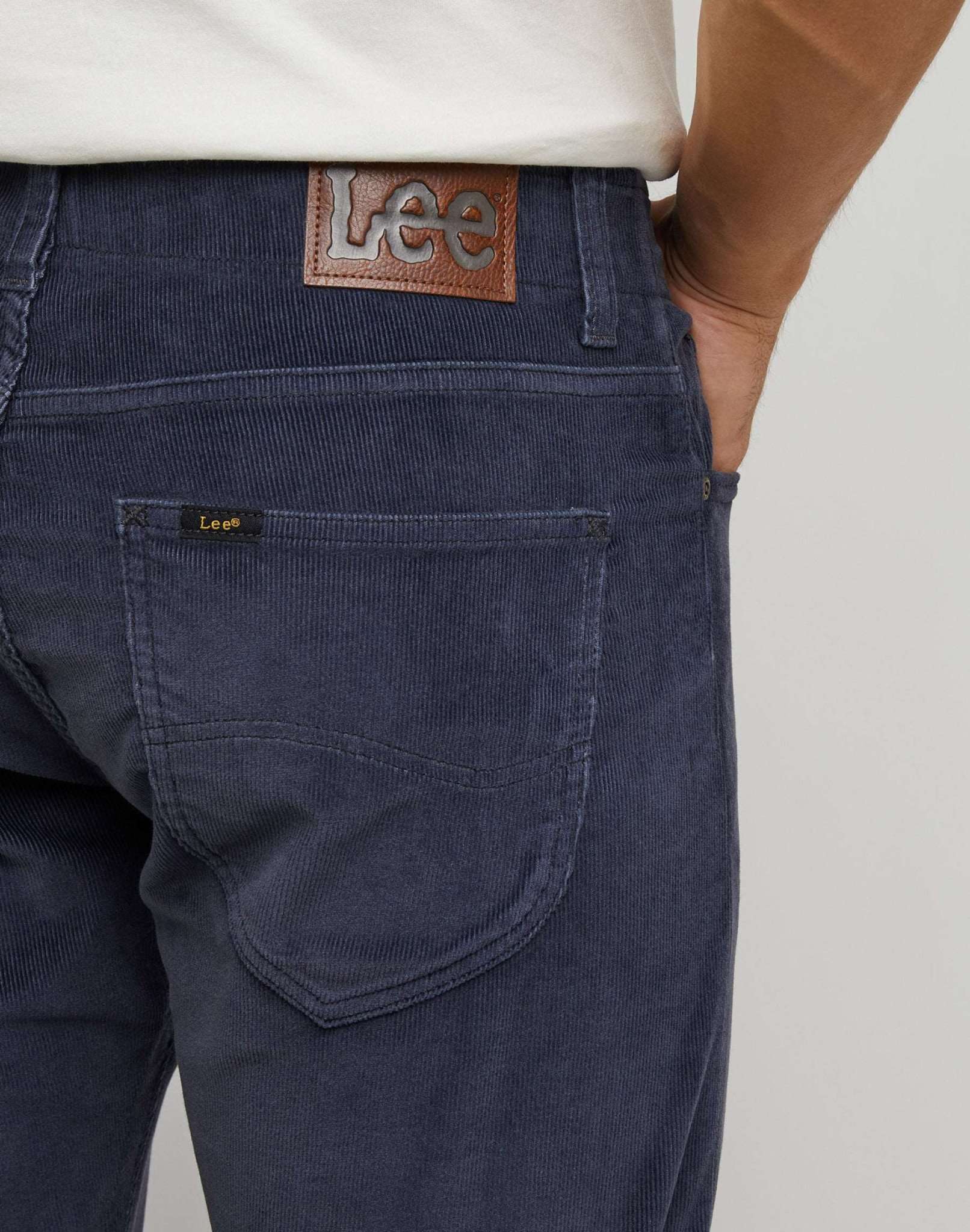 Slim Fit MVP in Dusty Navy Pants Lee