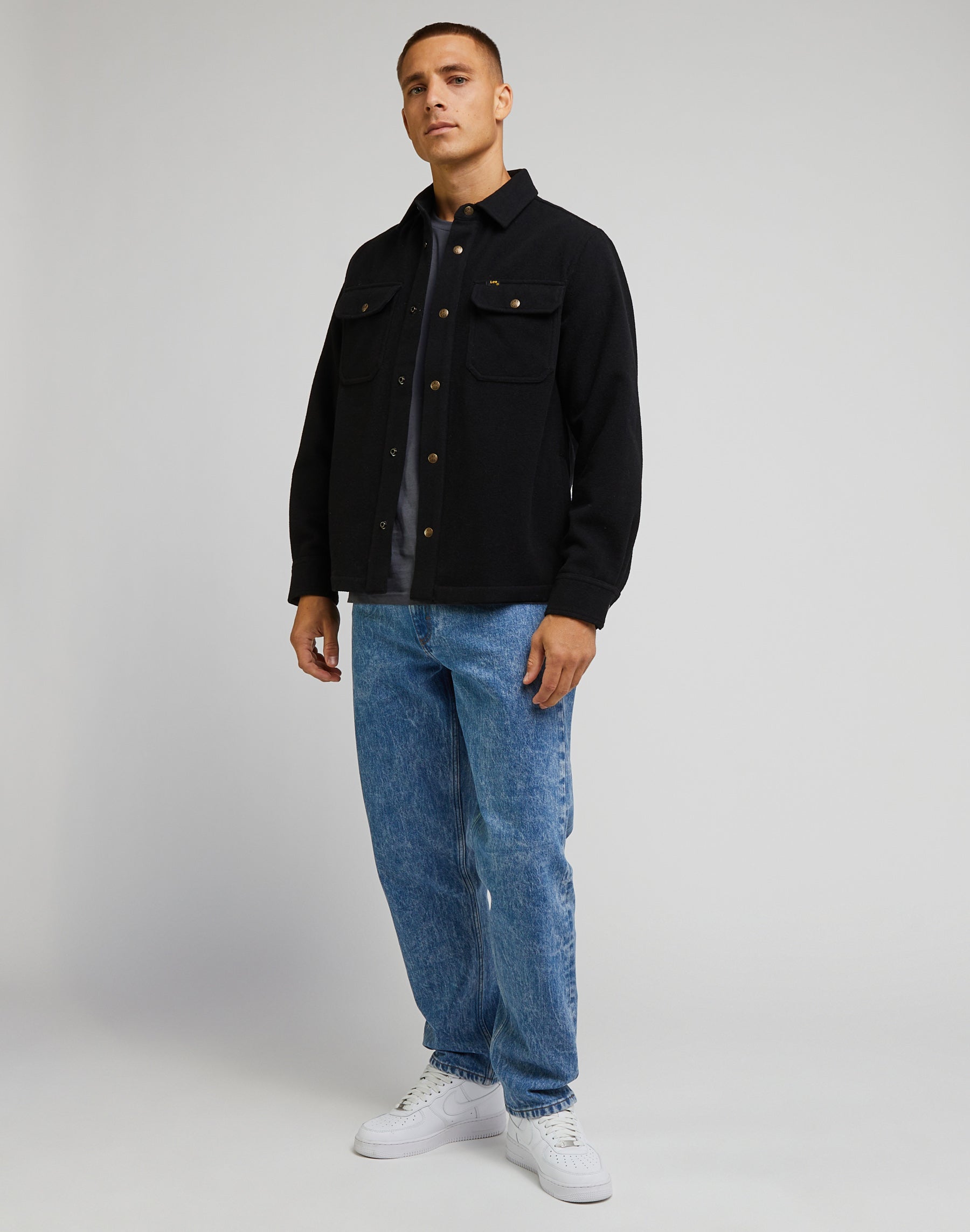 Oscar in downtown jeans Lee
