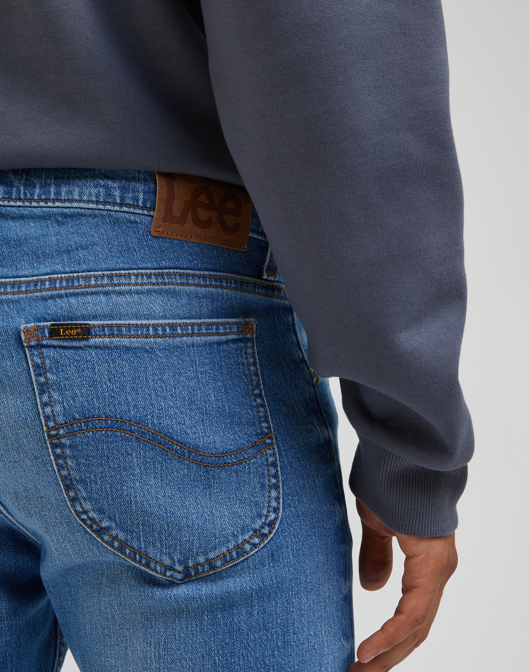 Rider in indigo vintage jeans Lee