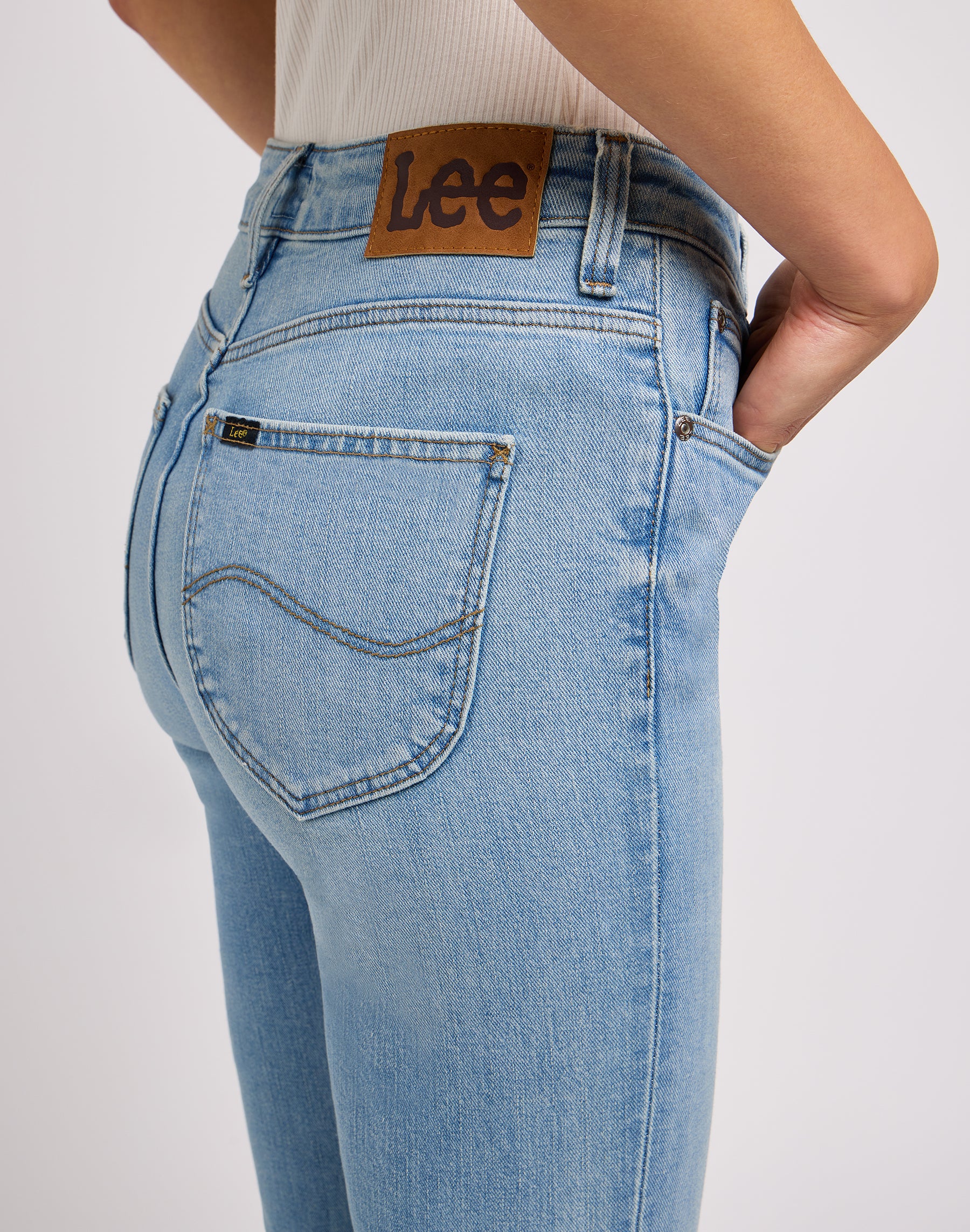 Breese Boot in Flashes Of Light Jeans Lee