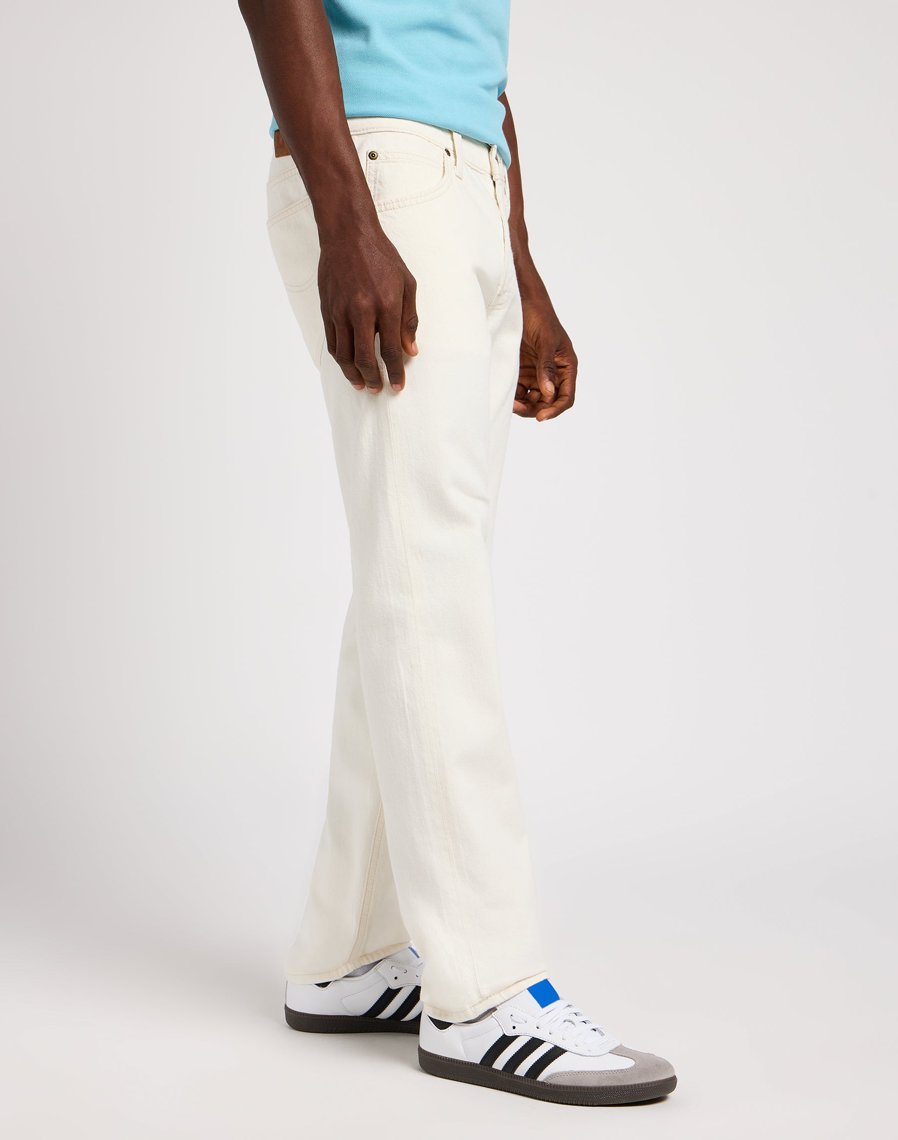 Daren Zip Fly in White Jeans Lee