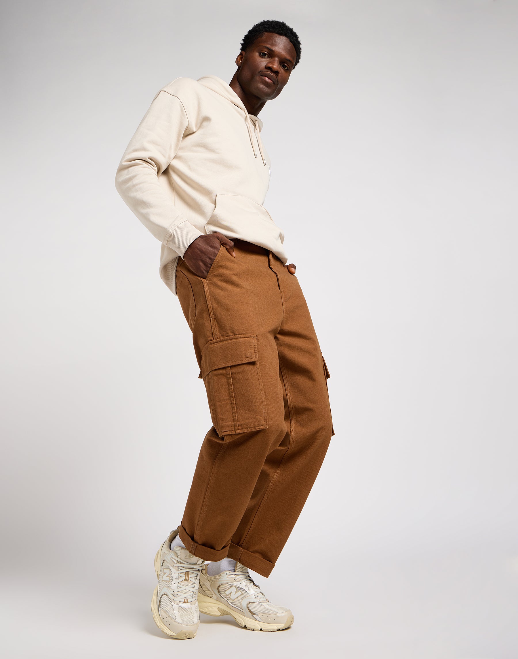 Cargo Pant in Acorn Pants Lee