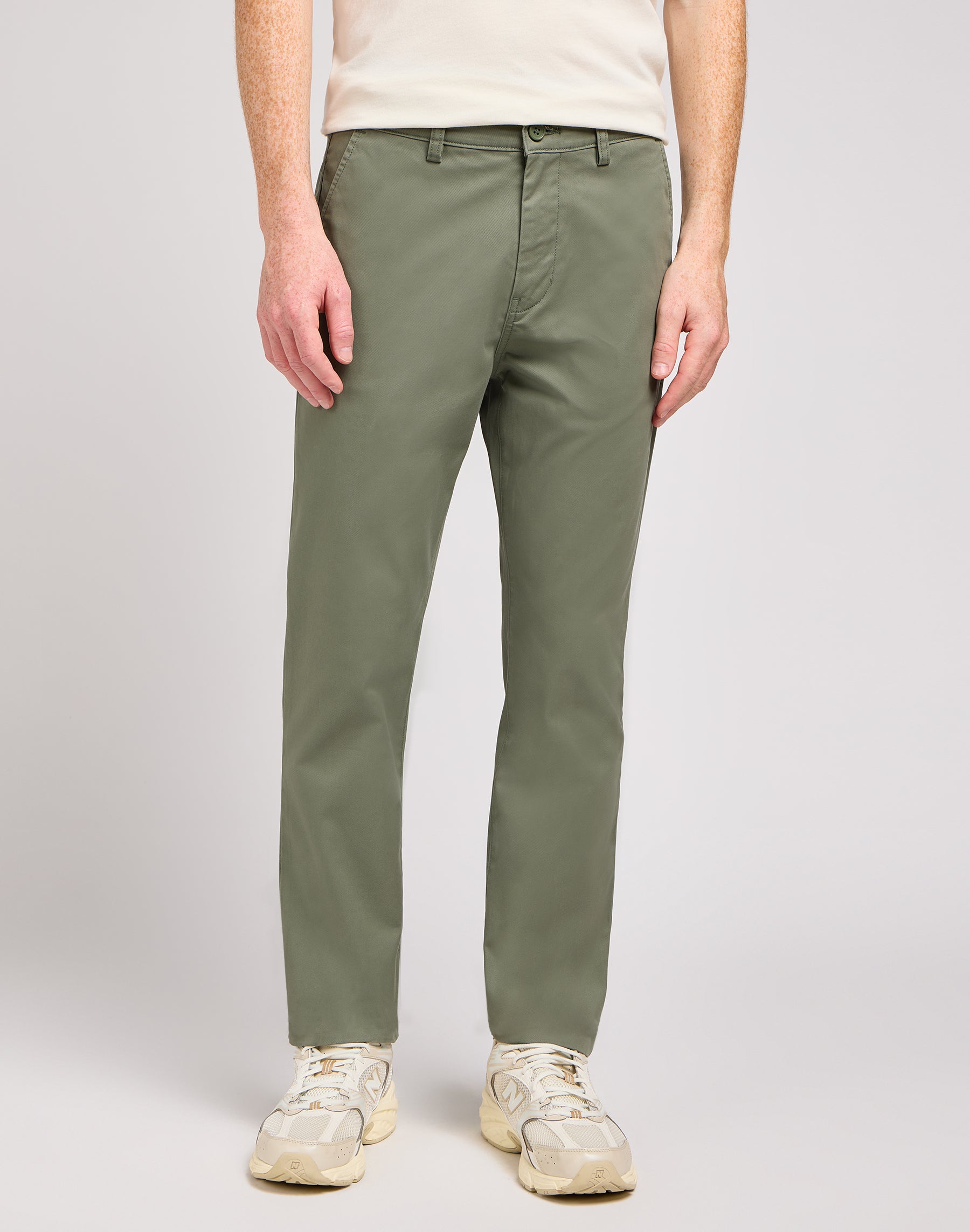 Slim Chino in Olive Grove Pants Lee