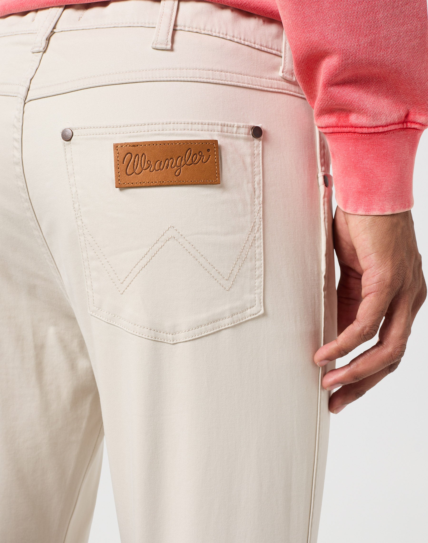 Larston in Stone pants Wrangler