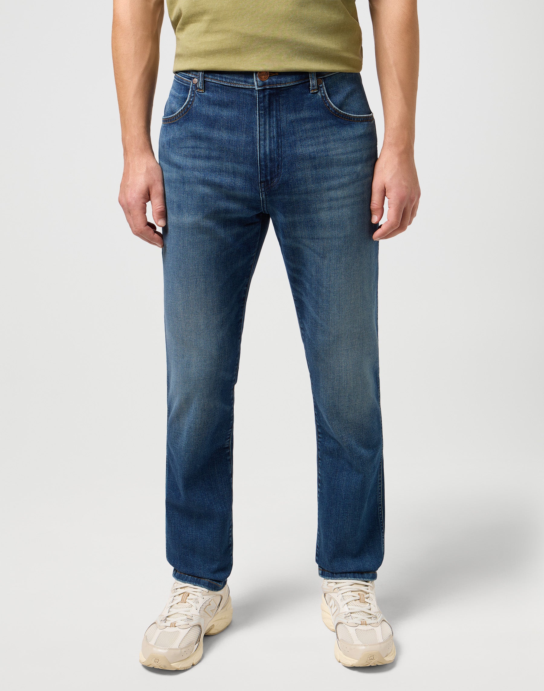 Larston in Hare Jeans Wrangler