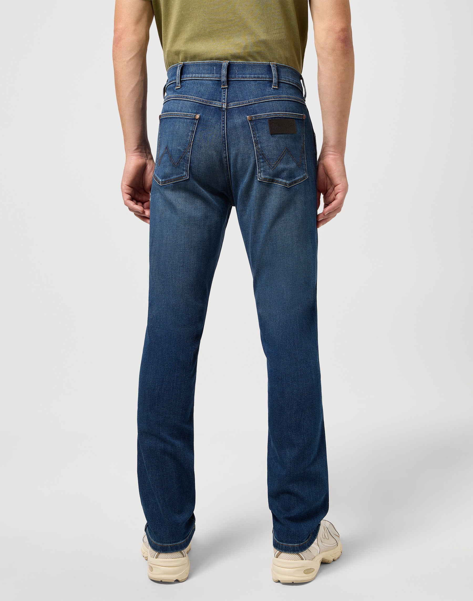 Larston in Hare Jeans Wrangler
