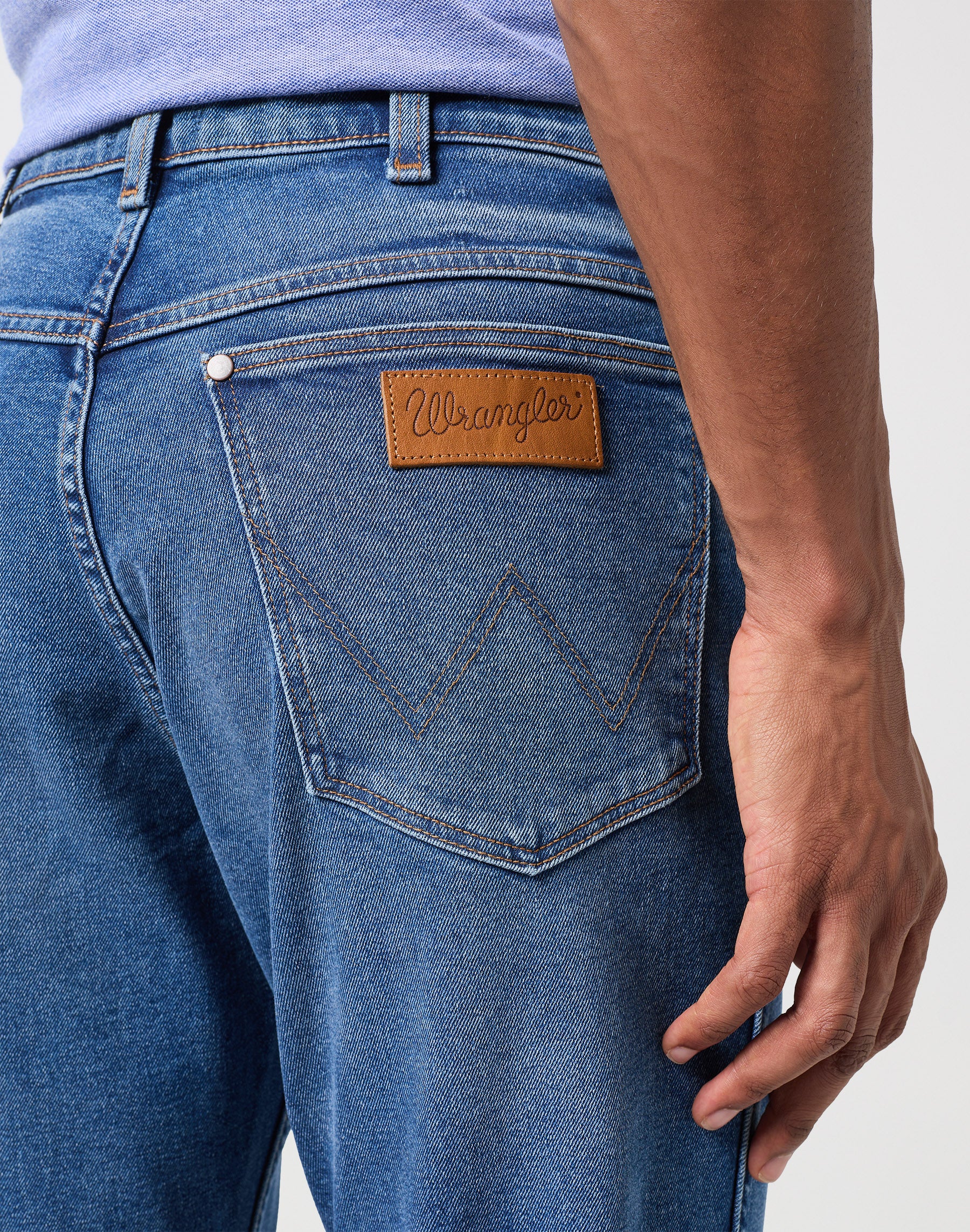 River in Treasures Jeans Wrangler