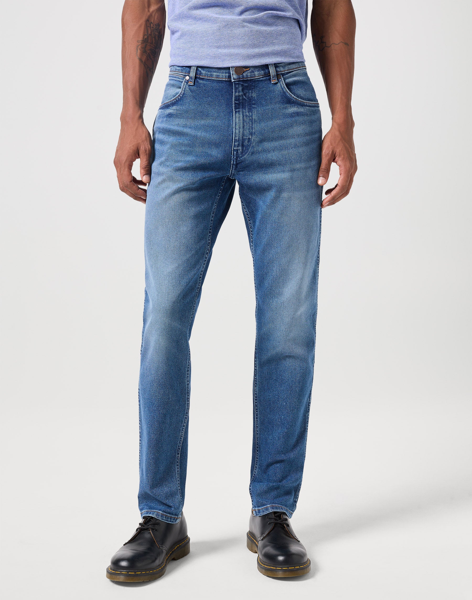 River in Treasures Jeans Wrangler