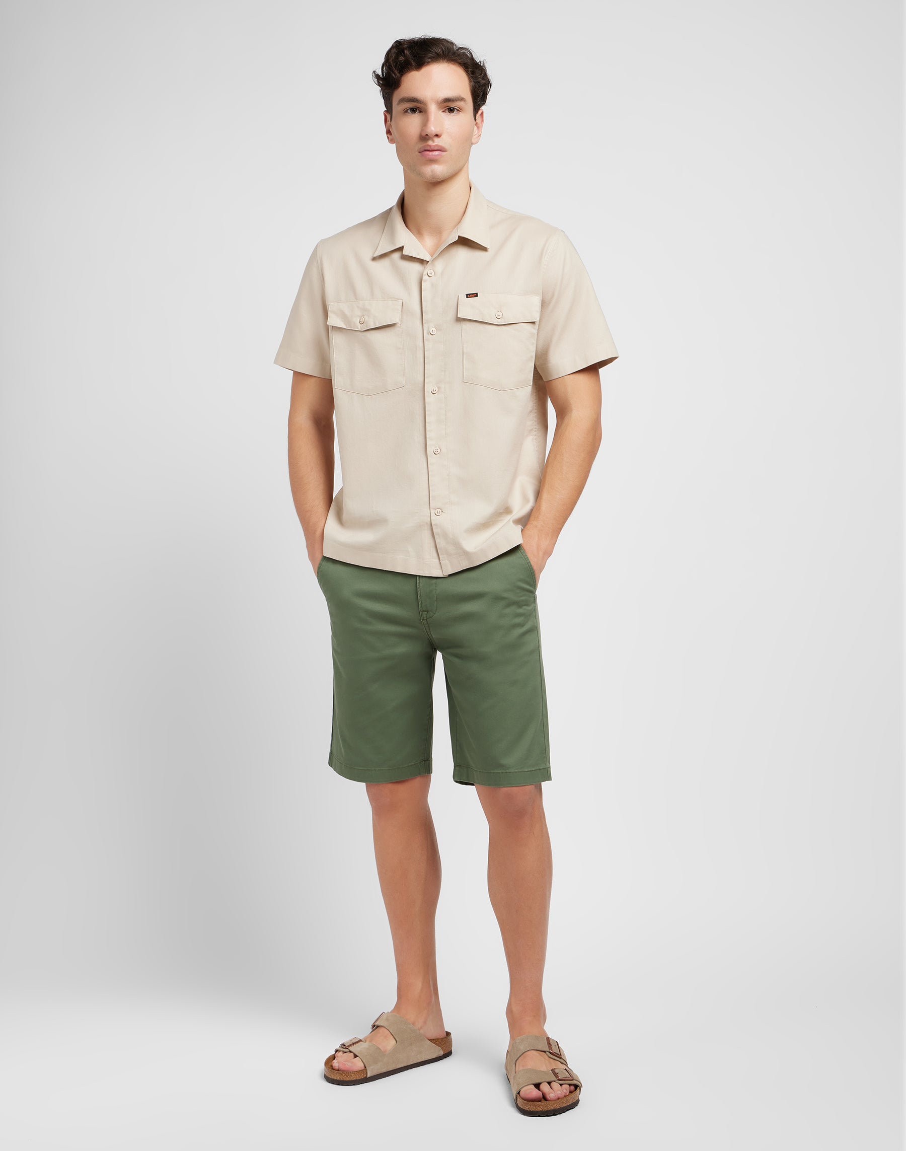 Regular chino shorts in Olive Grove Shorts Lee