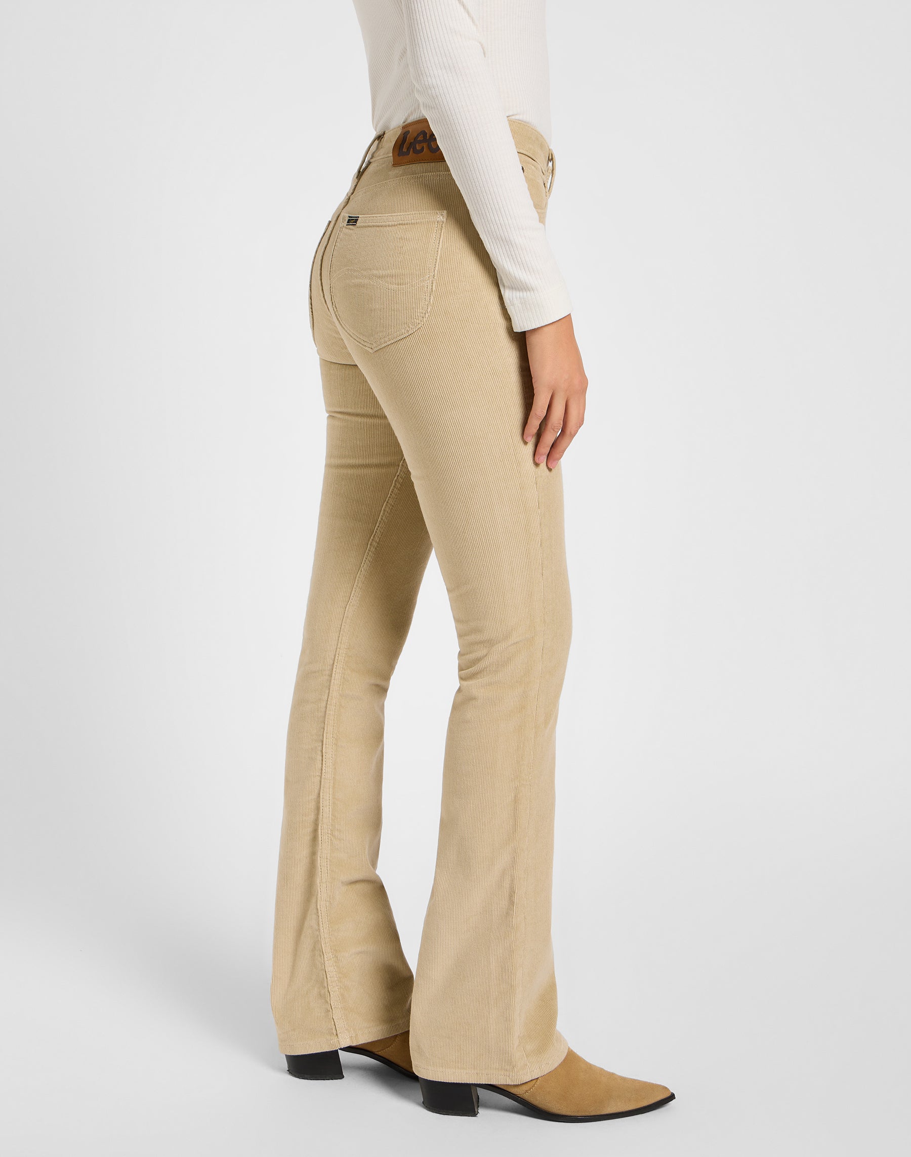 Breese Boot in Pioneer Beige Pants Lee