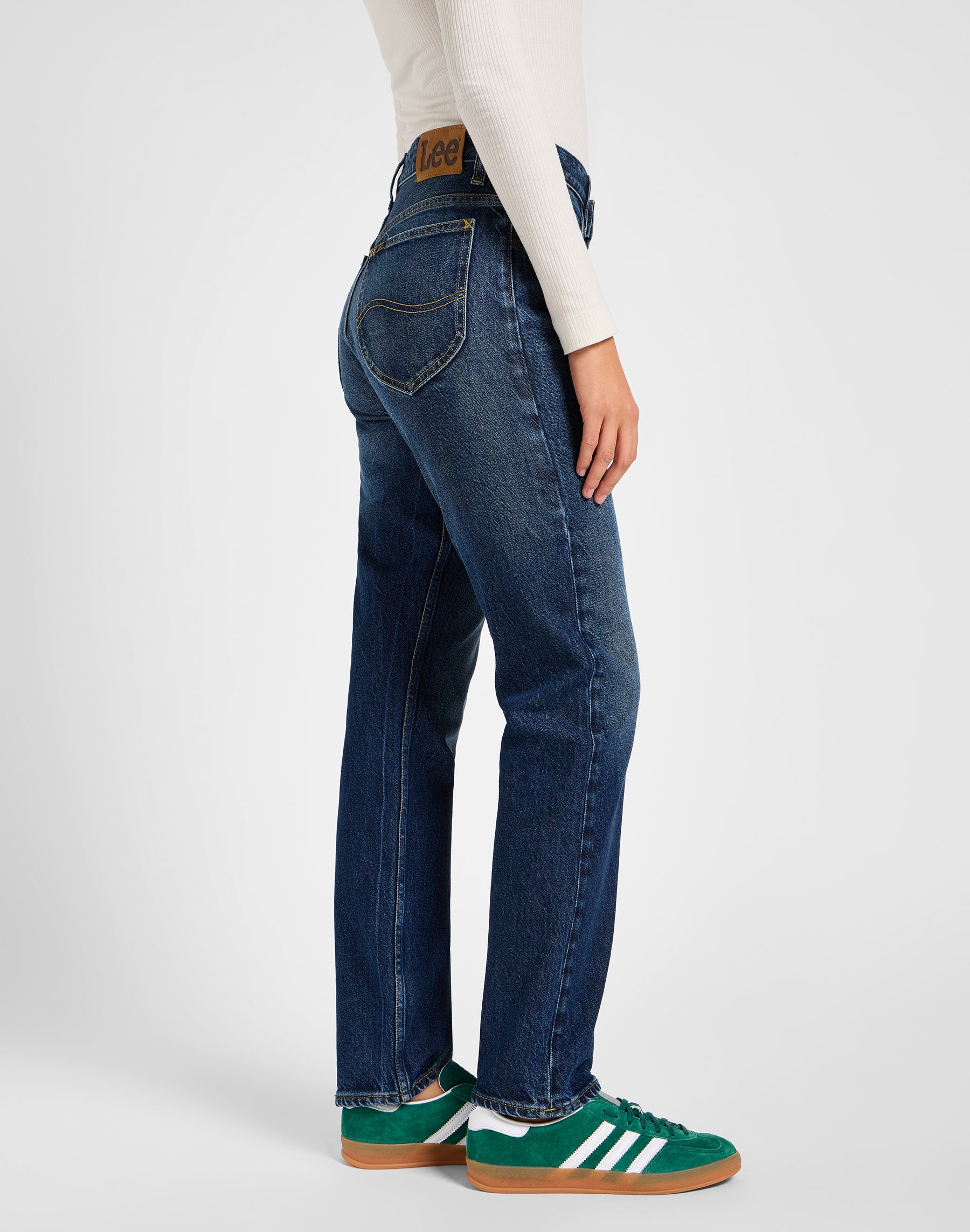 Rider Jeans in Hyper Dark Jeans Lee