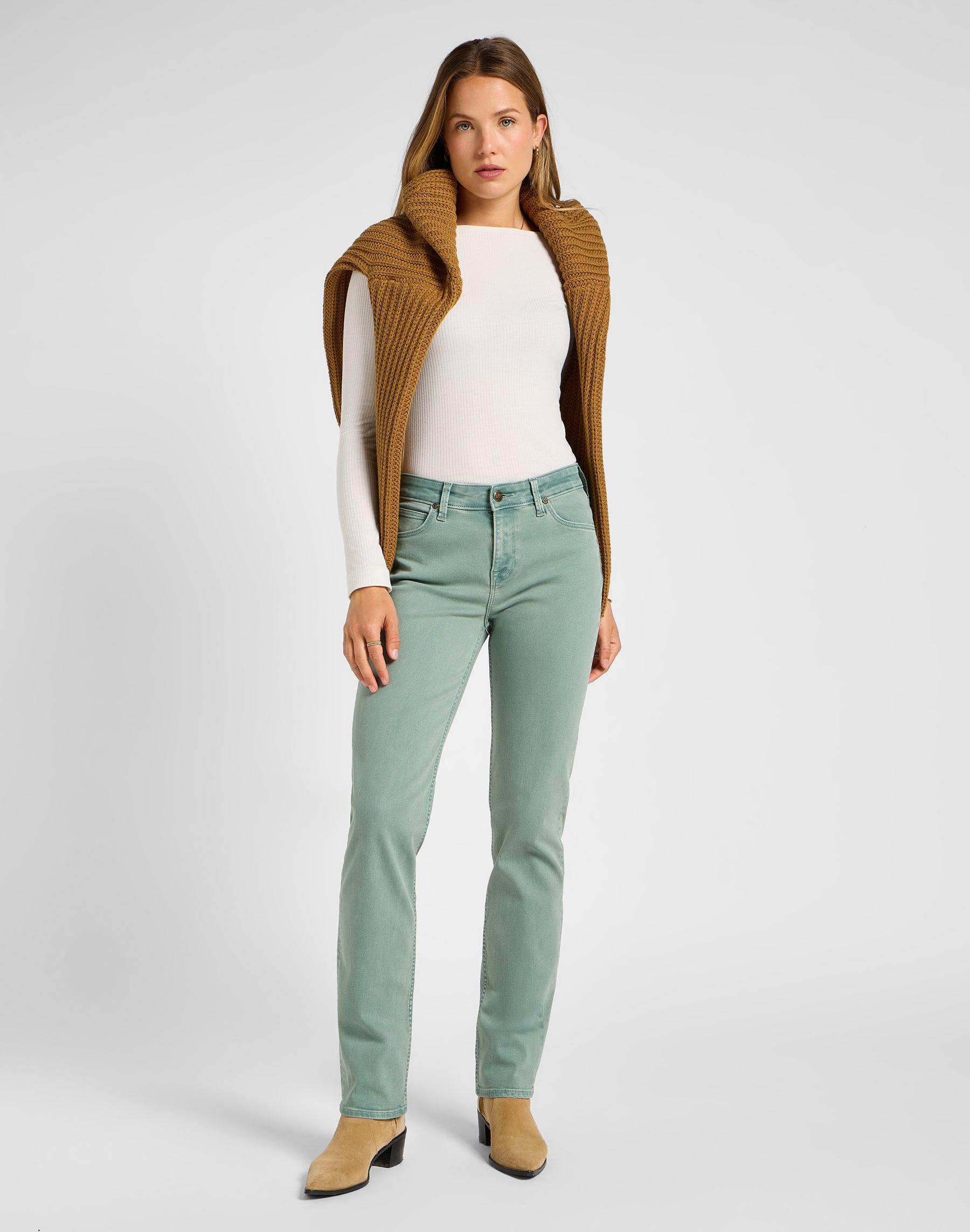 Marion Straight in Muted Sage Pants Lee