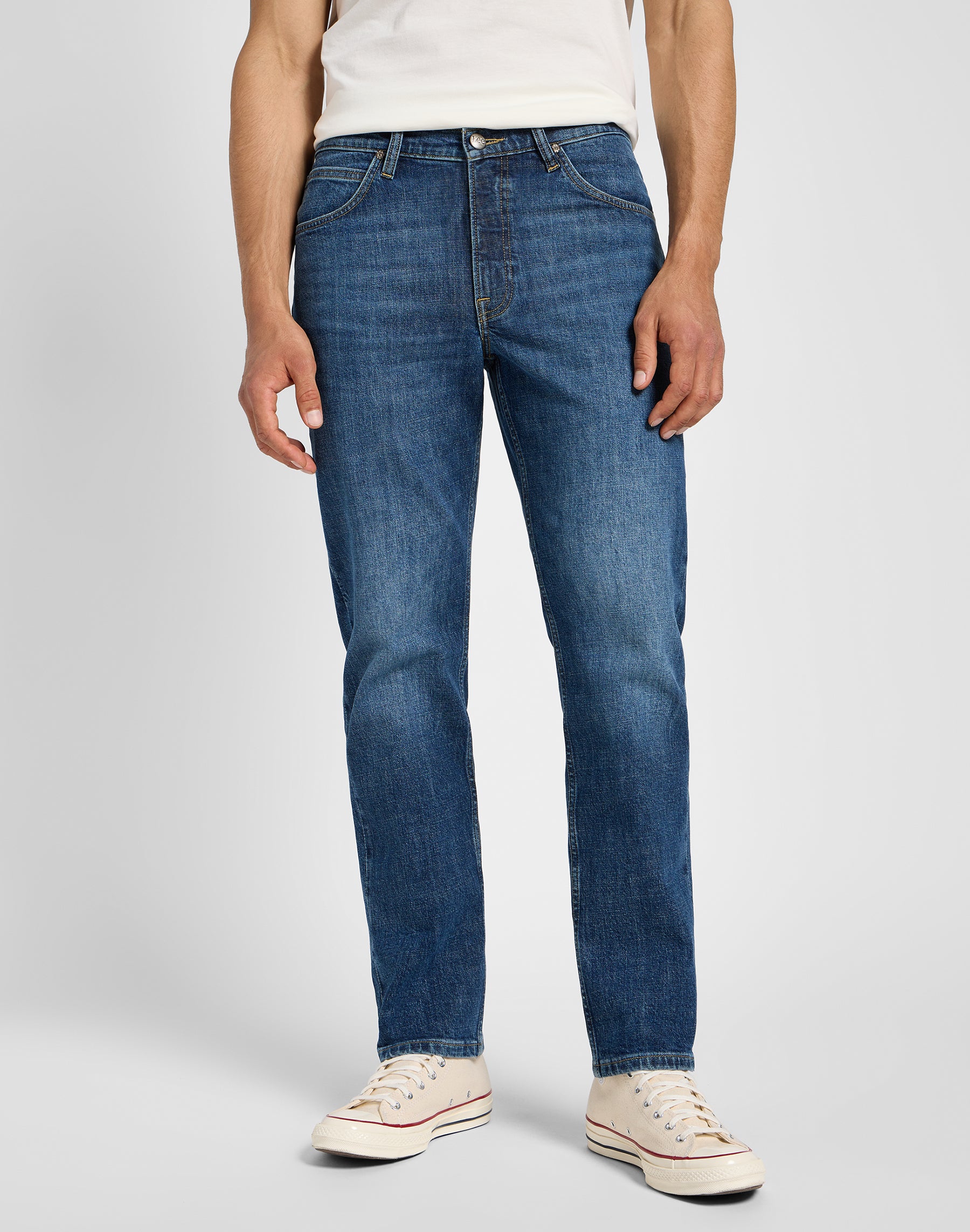 Brooklyn Straight in Creekside Jeans Lee
