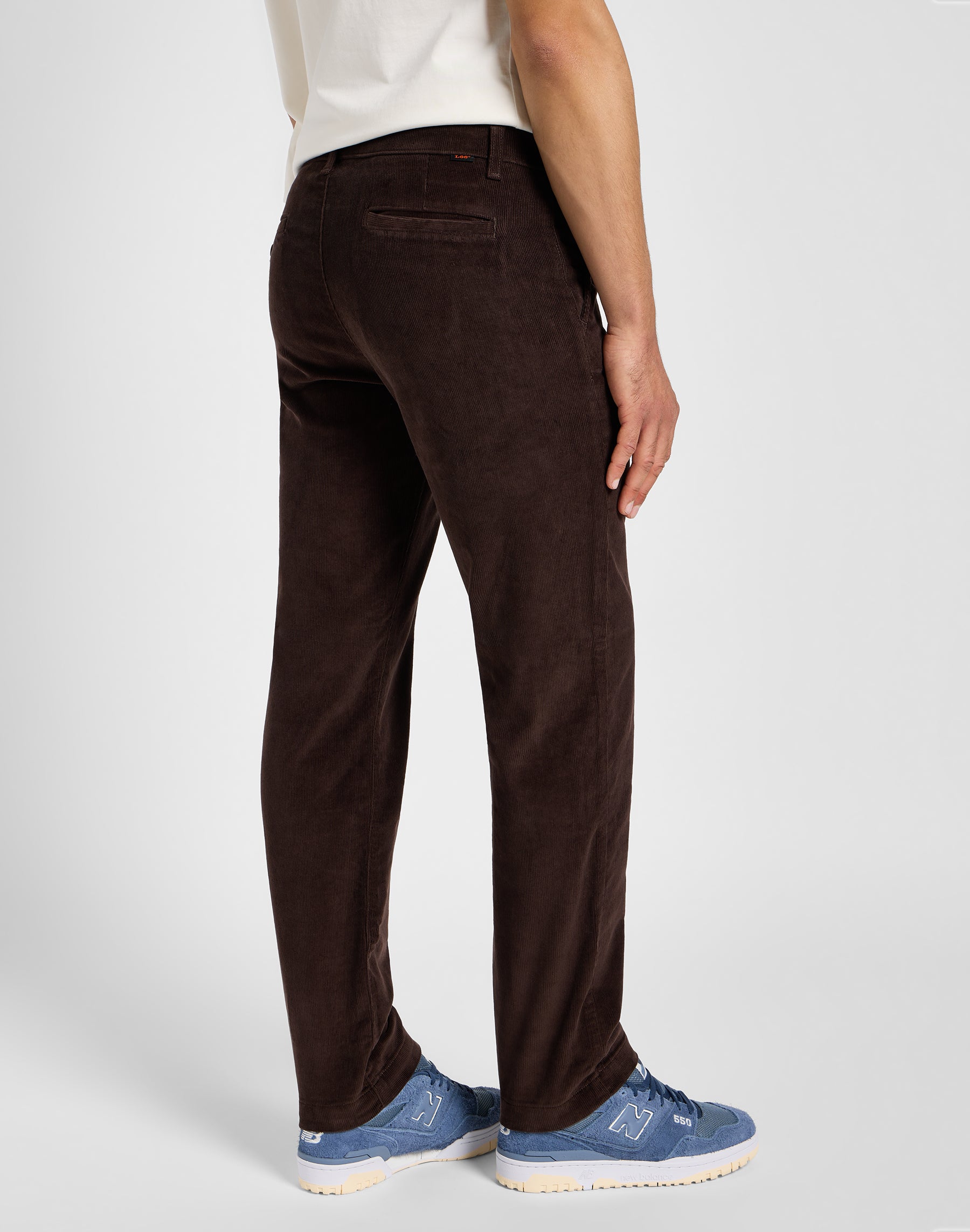 Regular chino in espresso pants Lee