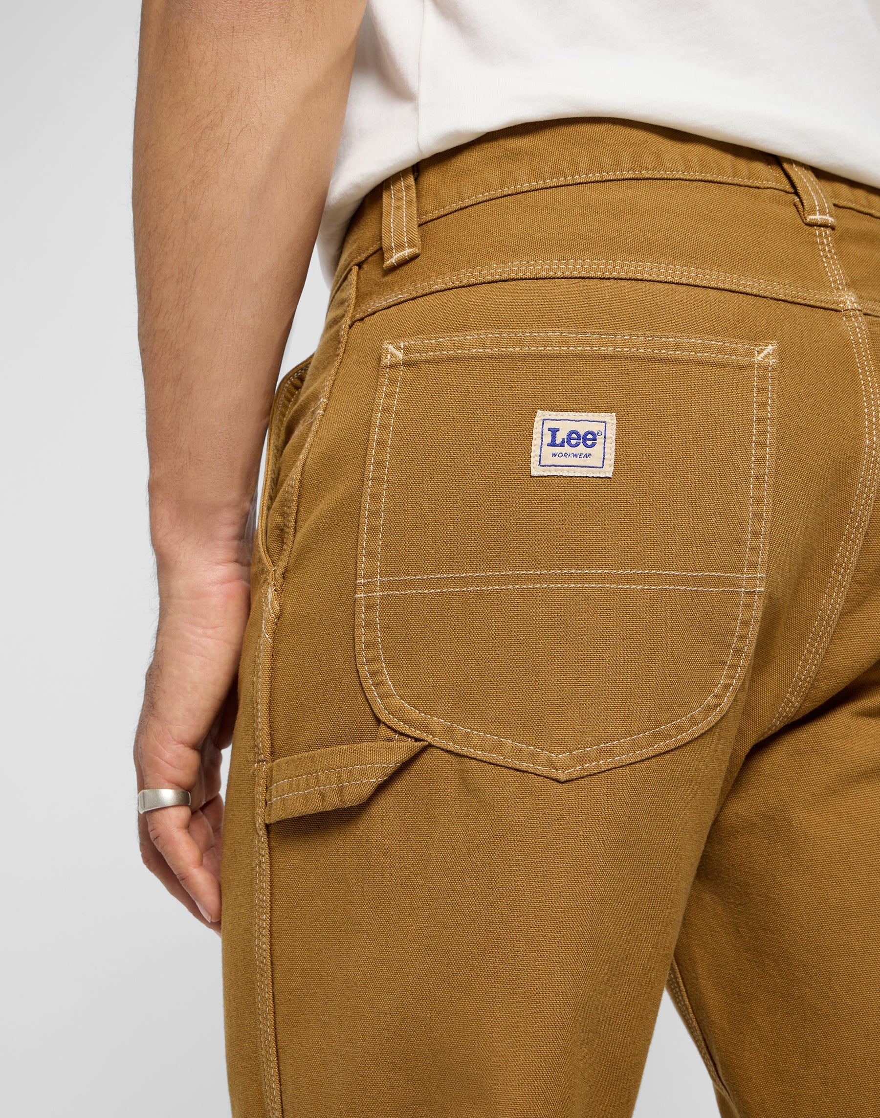 Carpenter in Glazed Ginger pants Lee