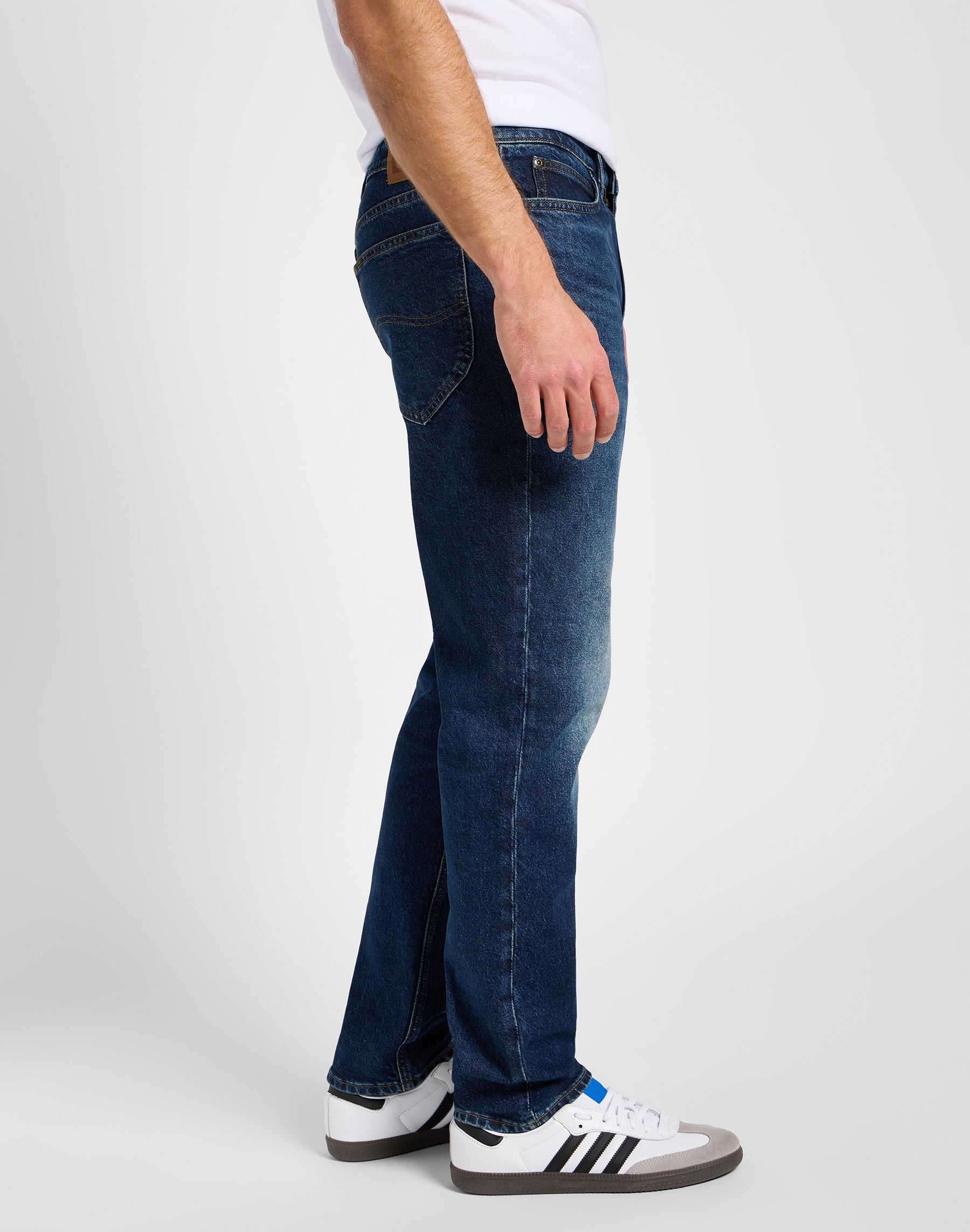 Austin in Midnight Blue Jeans Lee