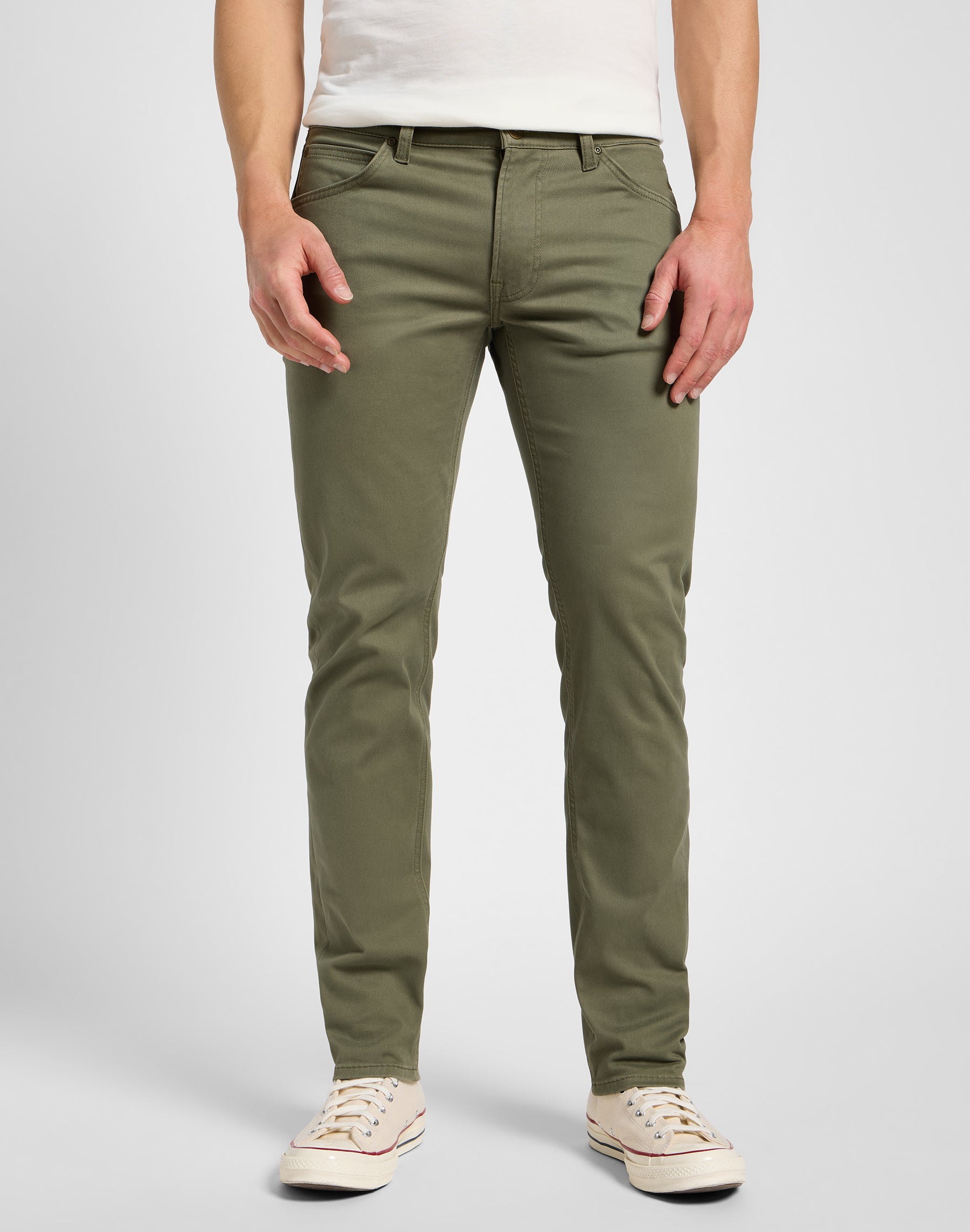 Daren Zip Fly in Mercantile Green pants Lee