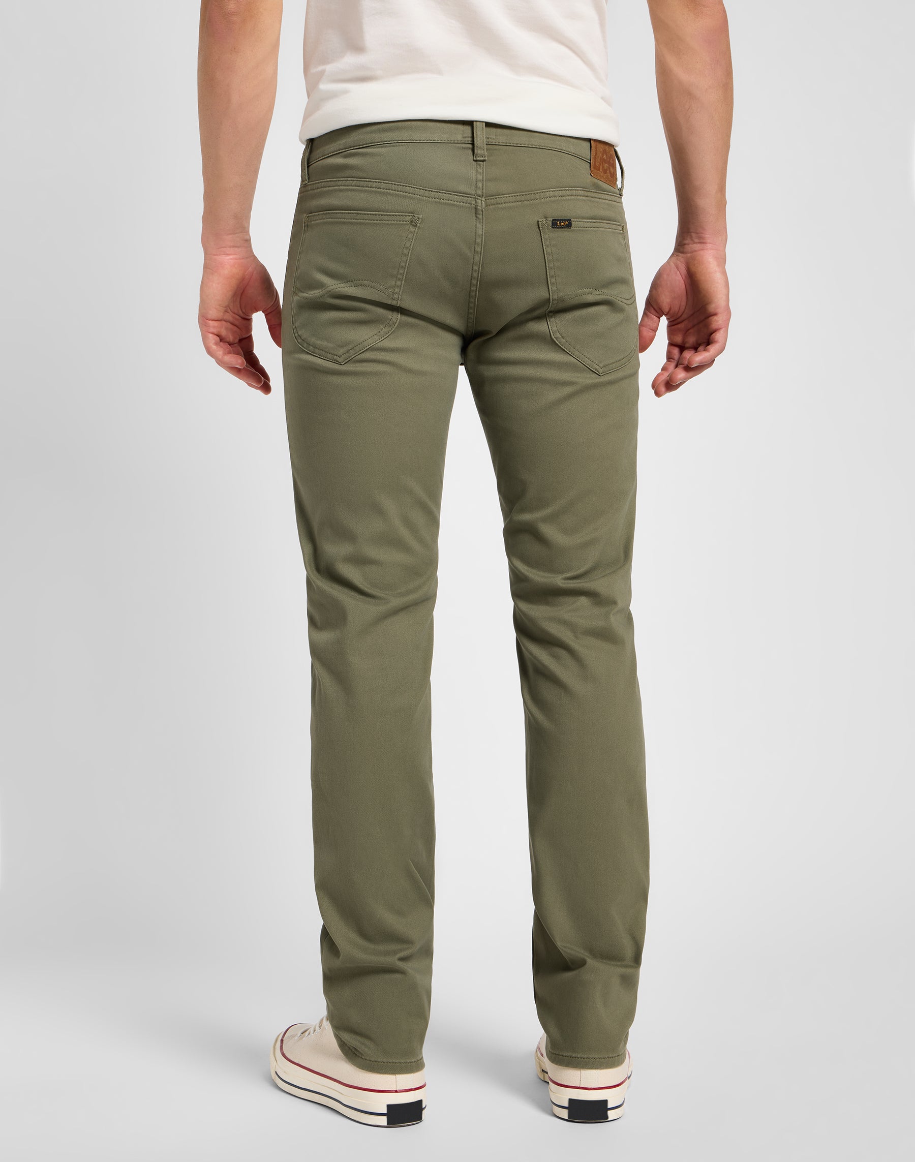 Daren Zip Fly in Mercantile Green pants Lee