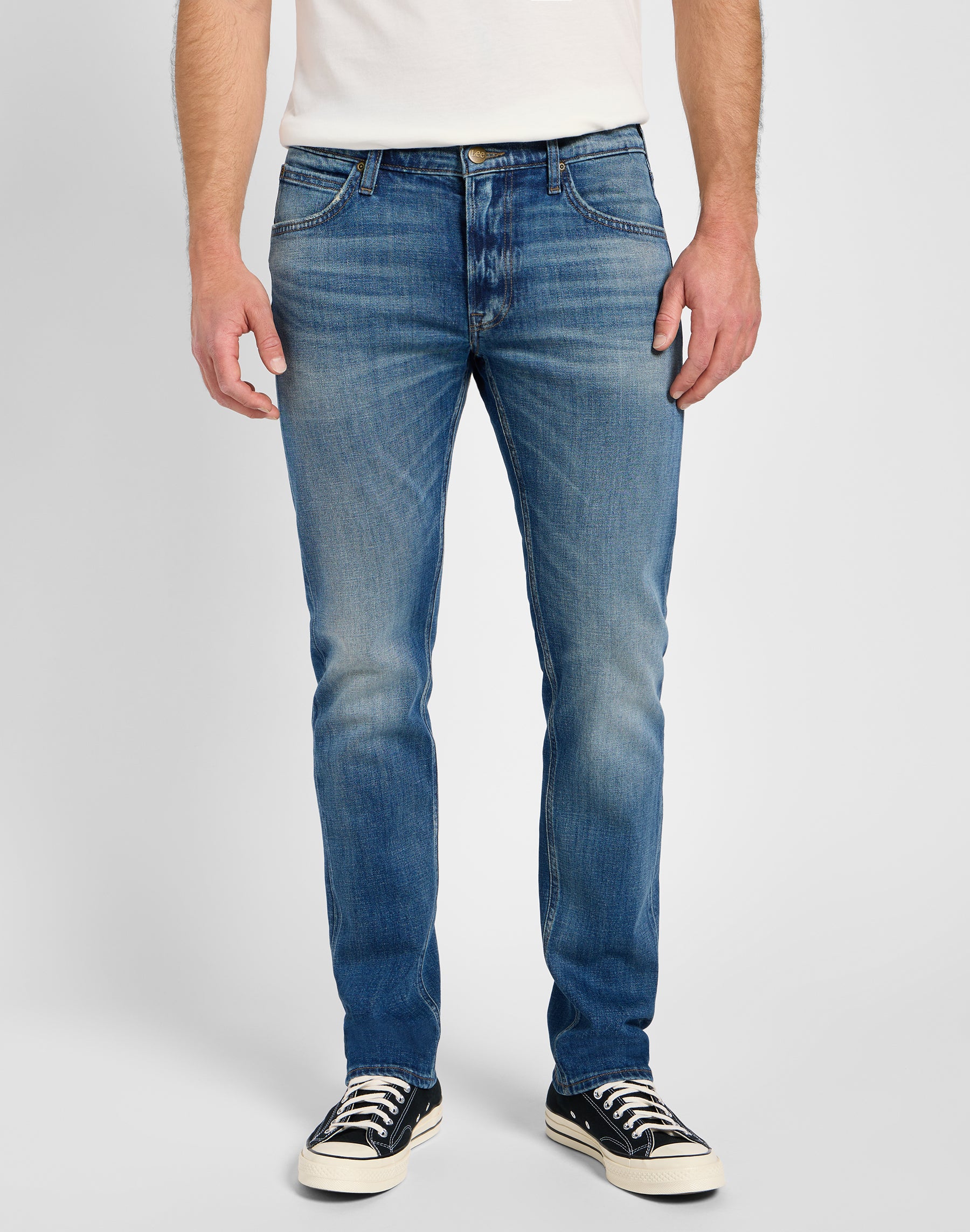 Daren Zip Fly in Rising Tide Jeans Lee