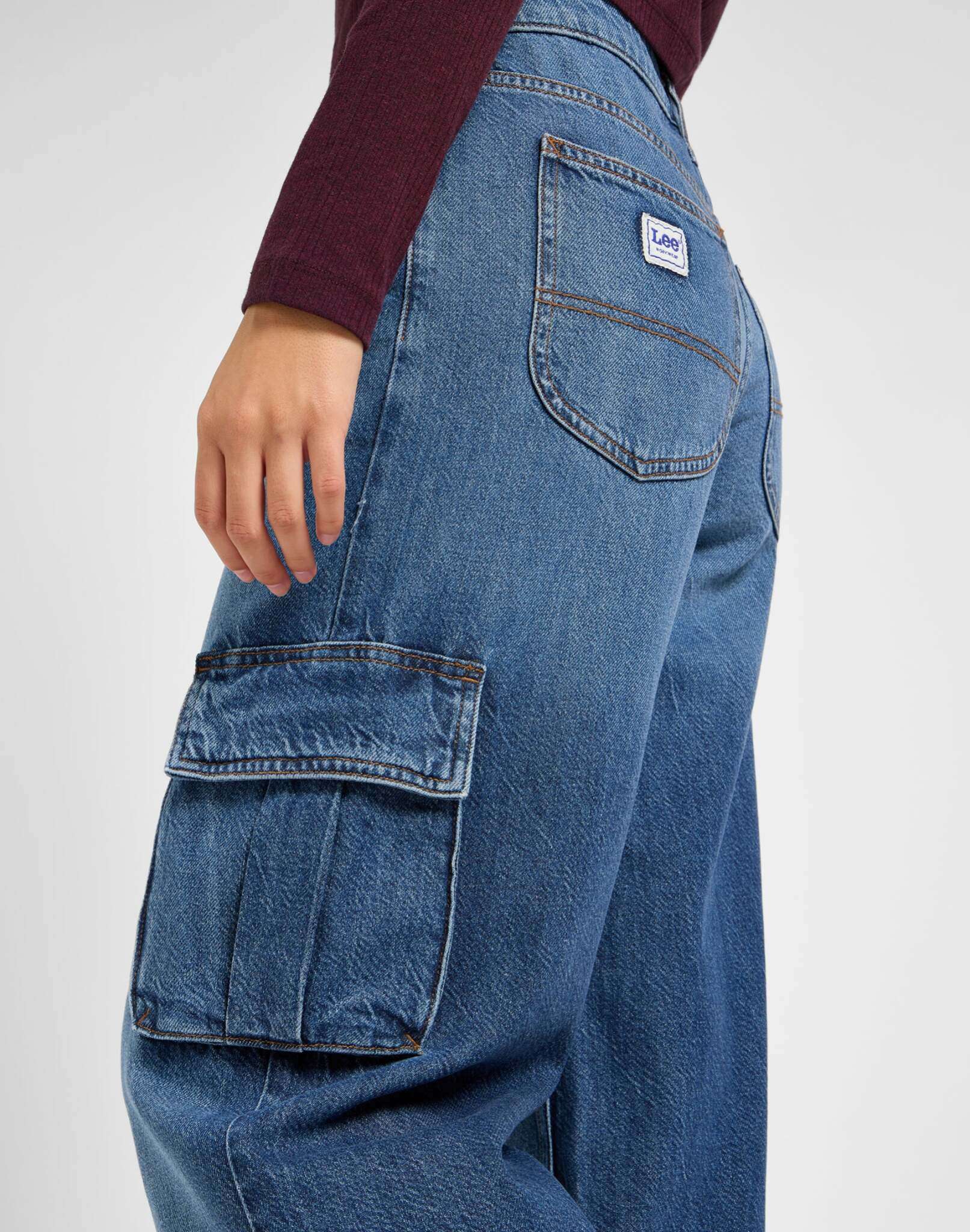 Slouch cargo in indigo sheen jeans Lee