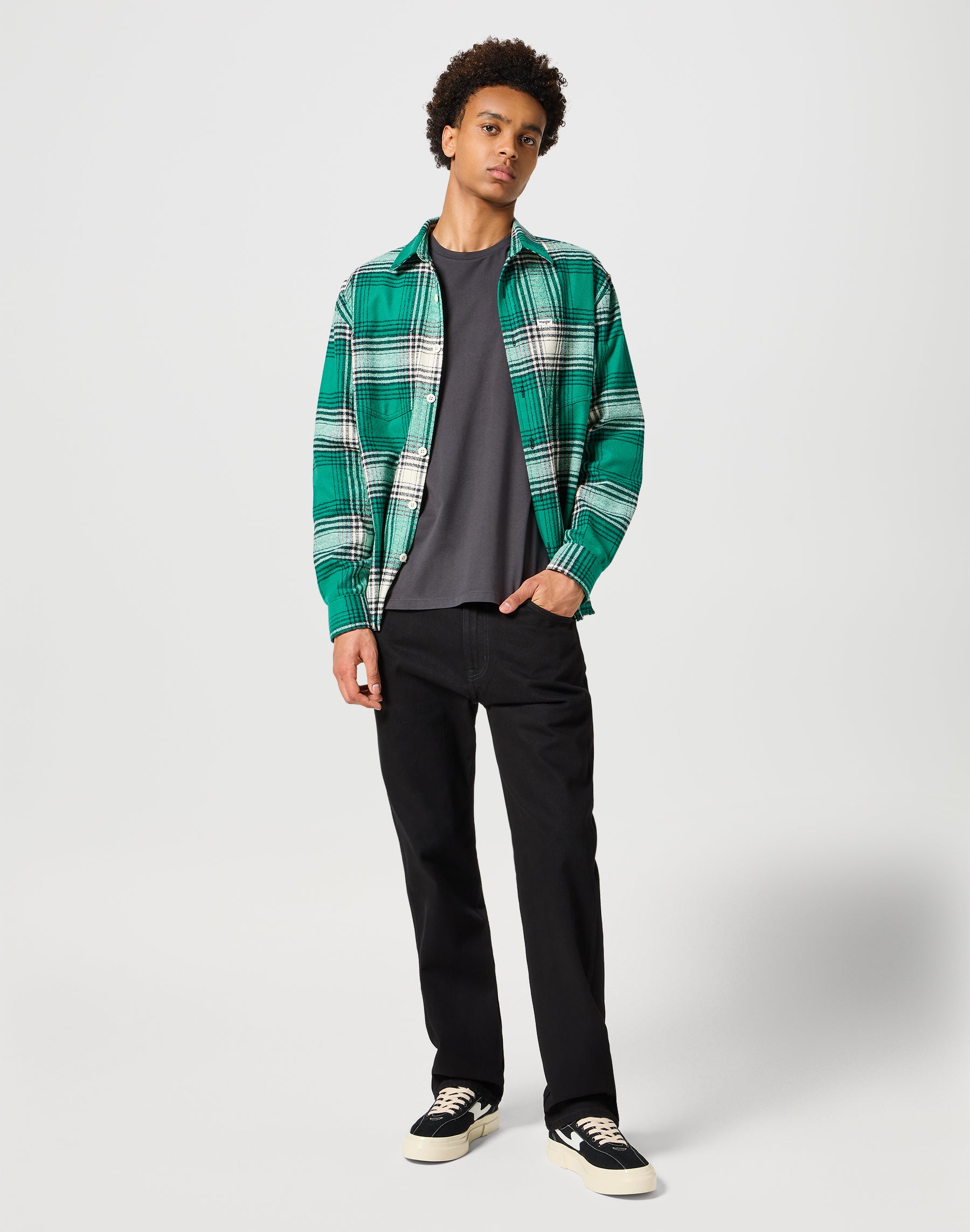 Frontier in Jet Wash Jeans Wrangler