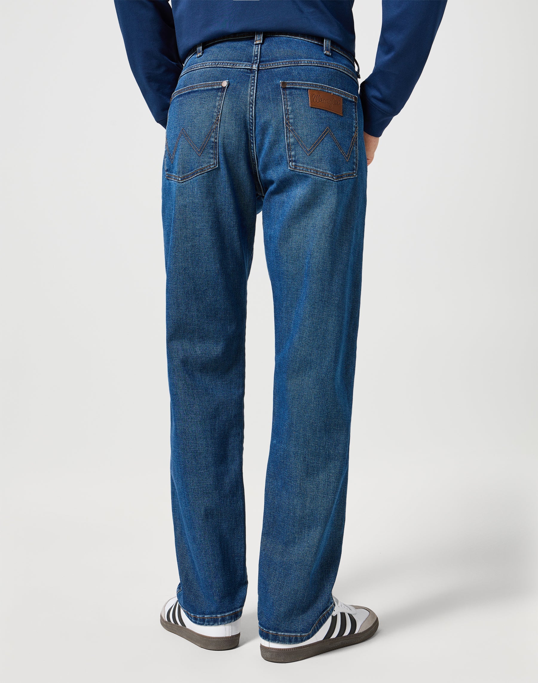 Frontier in Outlaw Indigo Jeans Wrangler