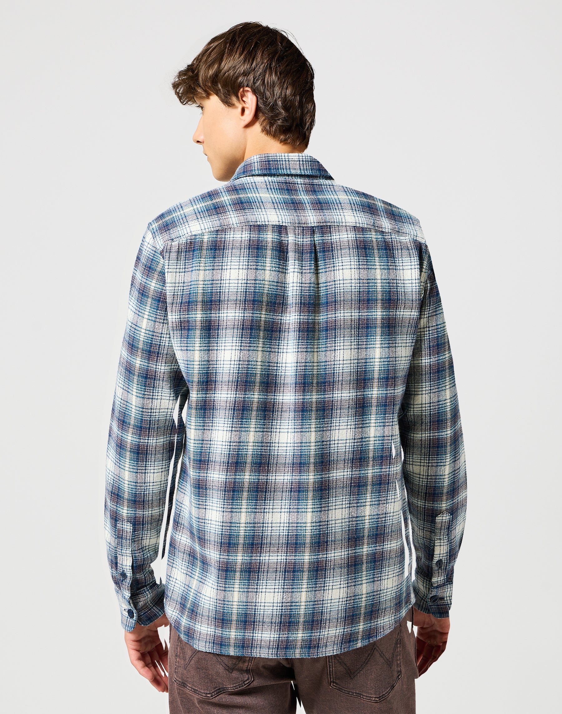 Two Pocket Shirt in Blue Grey Shirts Wrangler
