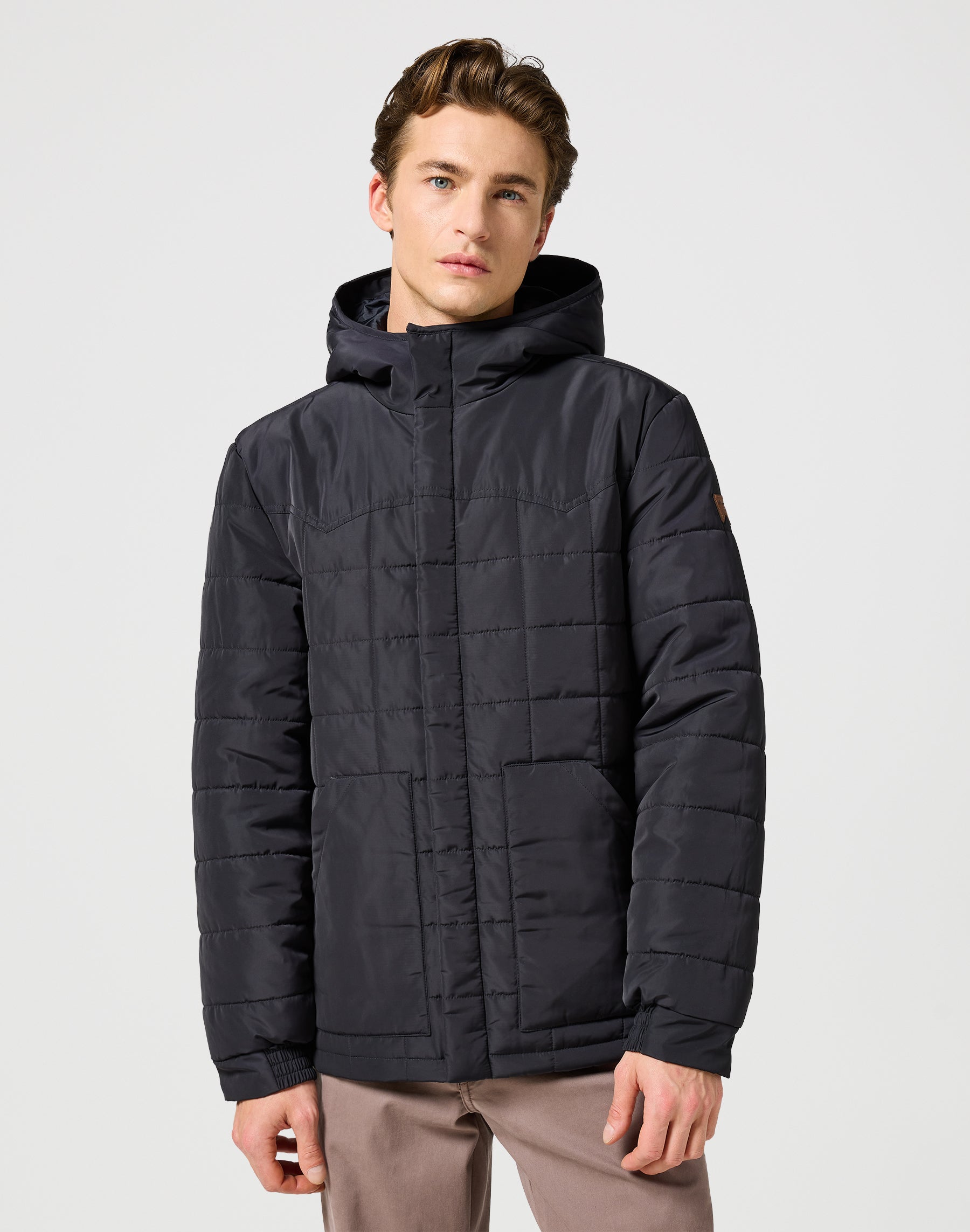 Transitional Puffer in Black Jackets Wrangler