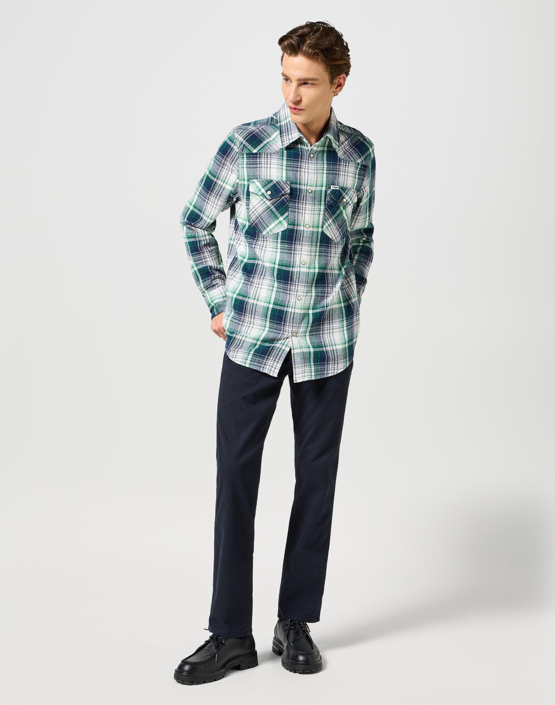 Greensboro in Dark Navy Pants Wrangler