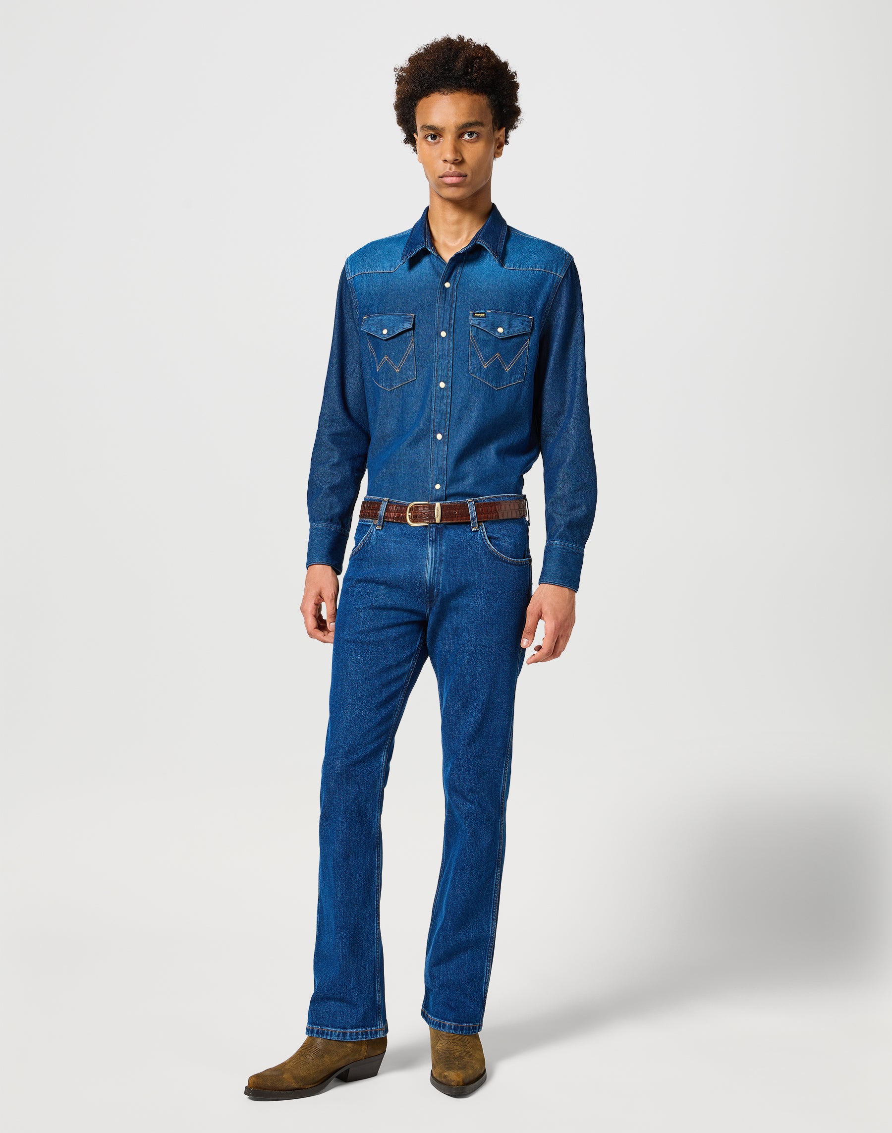 Easy Belt in Embossed Alligator Belt Wrangler