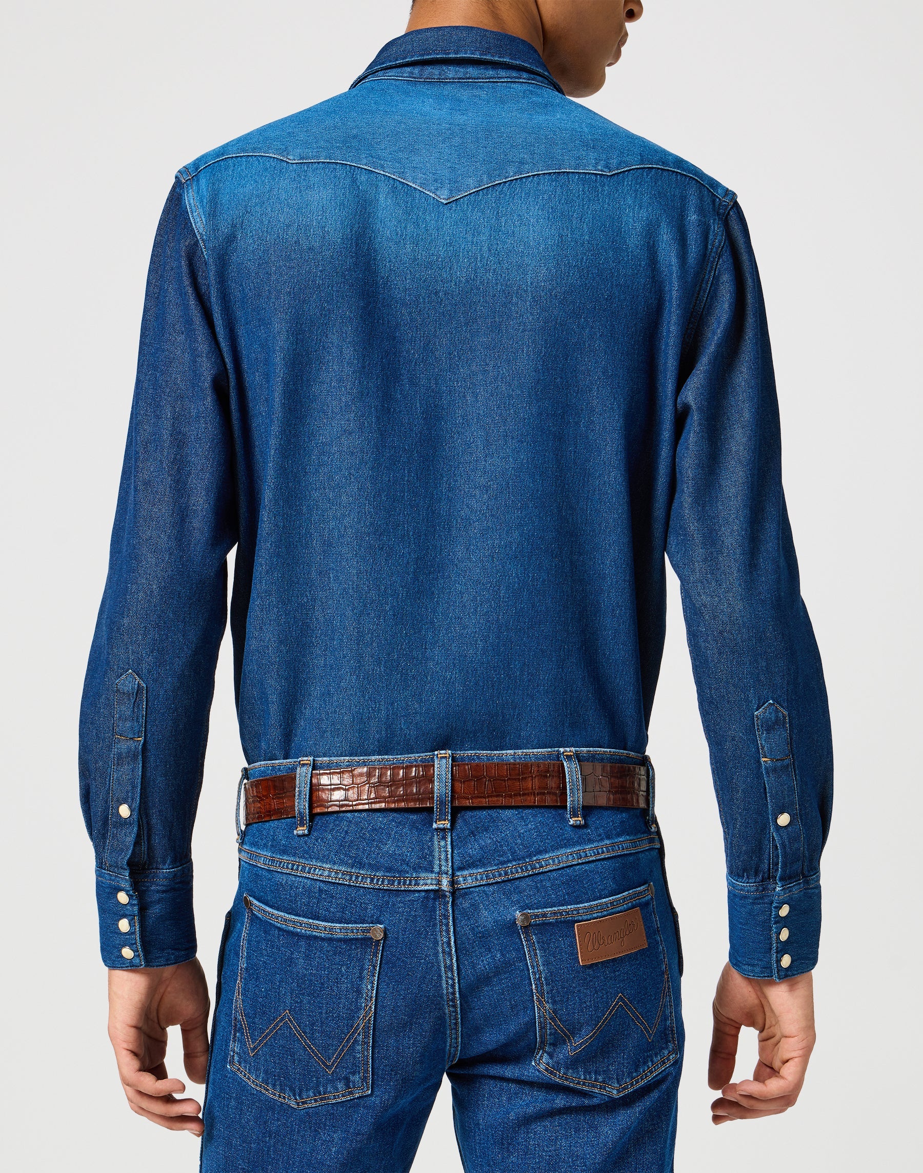 Easy Belt in Embossed Alligator Belt Wrangler