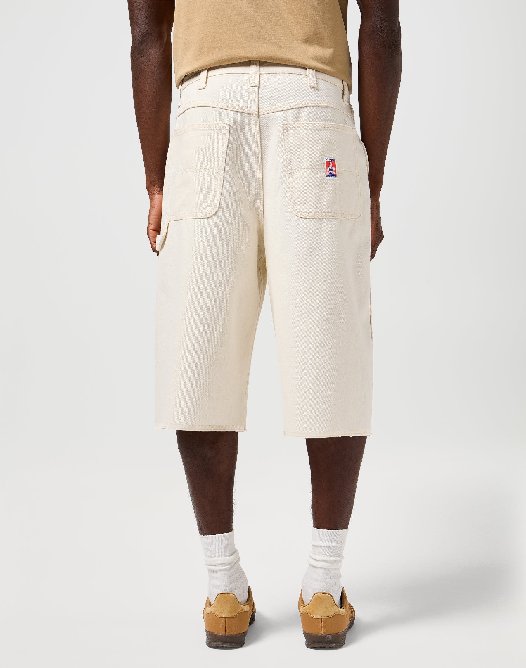 Cj Skater Shorts in Ecru Shorts Wrangler