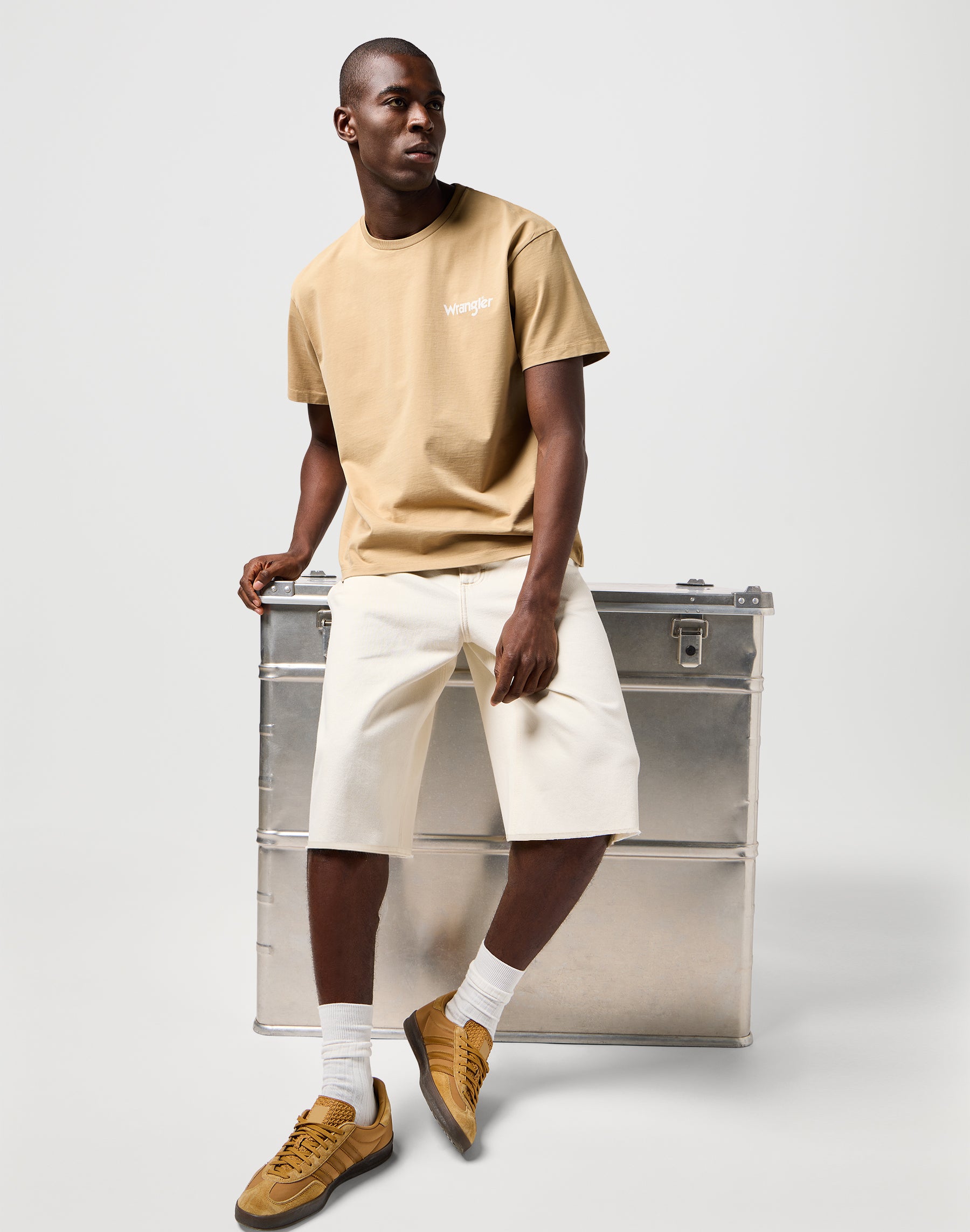 Cj Skater Shorts in Ecru Shorts Wrangler