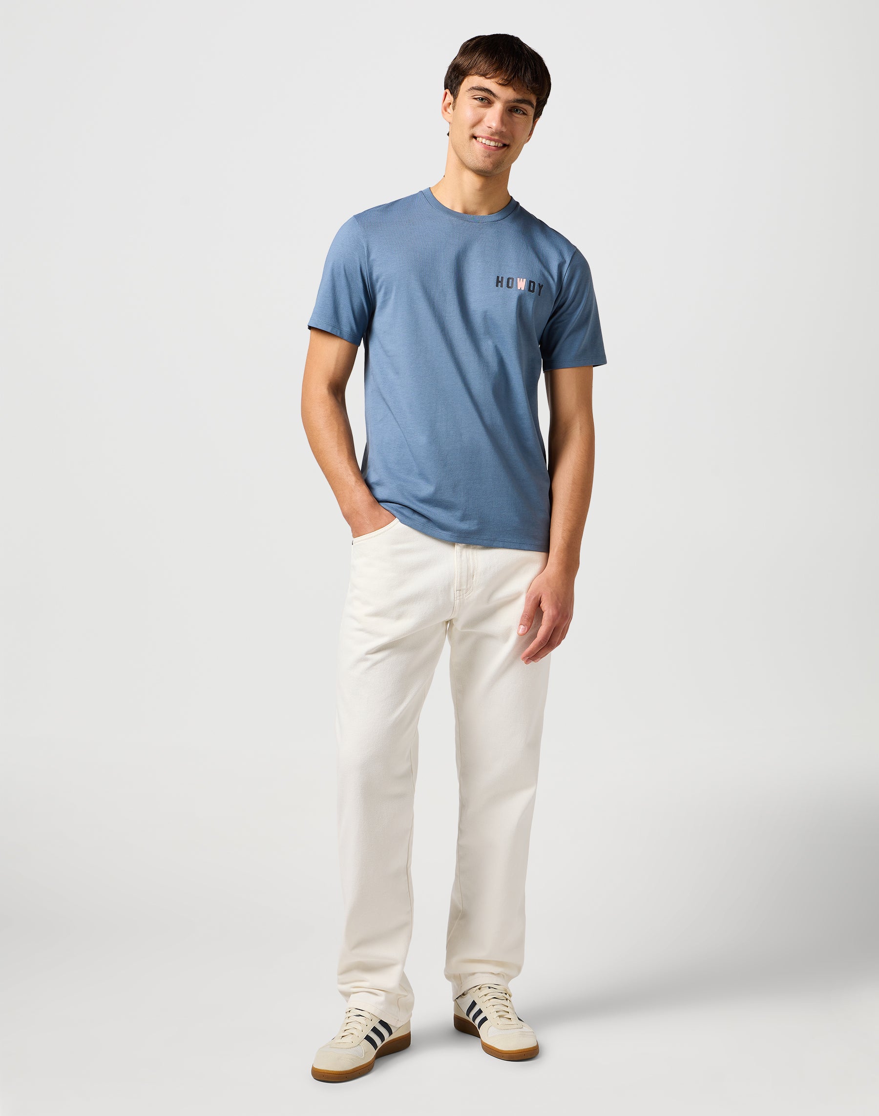 Small Graphic Tee in Dusty Blue T-Shirts Wrangler