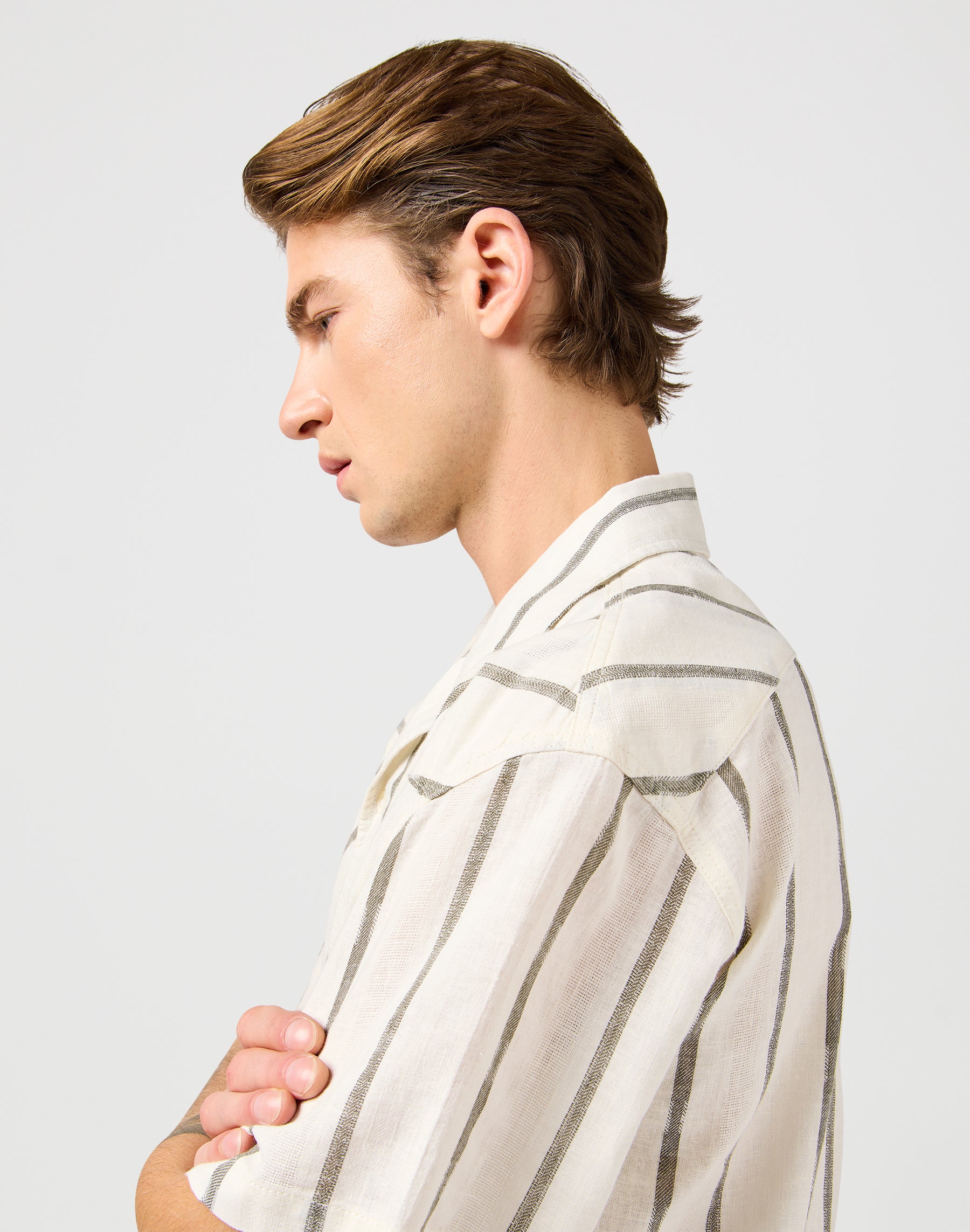 Ss W Resort Shirt in Natural Stripe Shirts Wrangler
