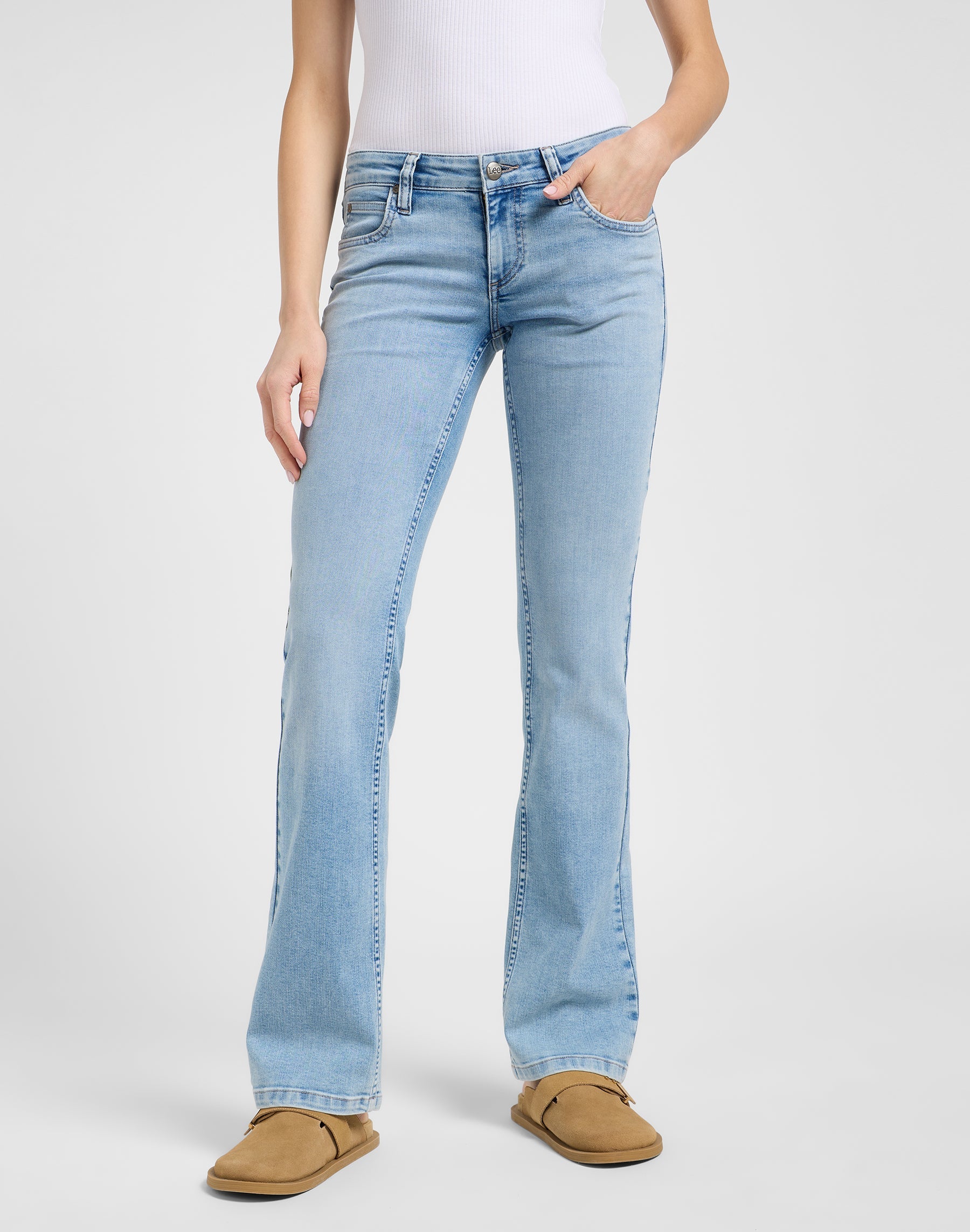 Jessica in Light Azul Jeans Lee