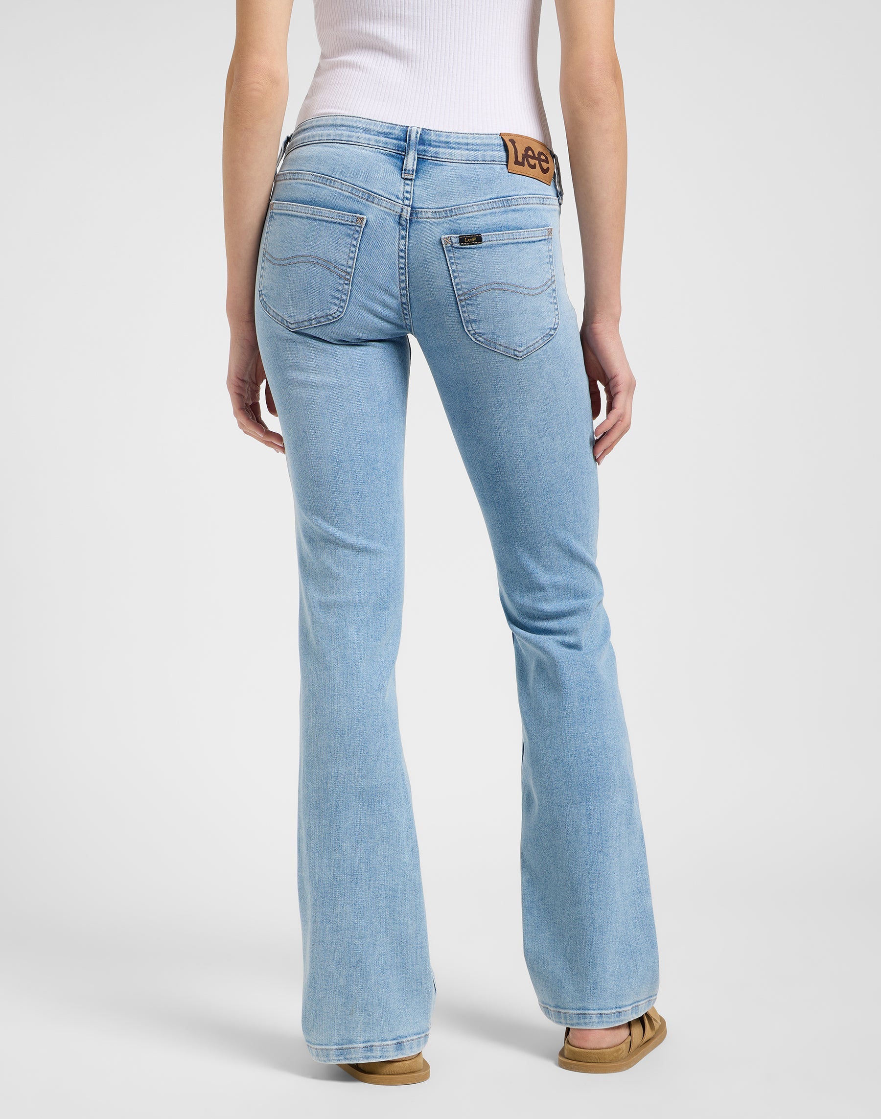 Jessica in Light Azul Jeans Lee